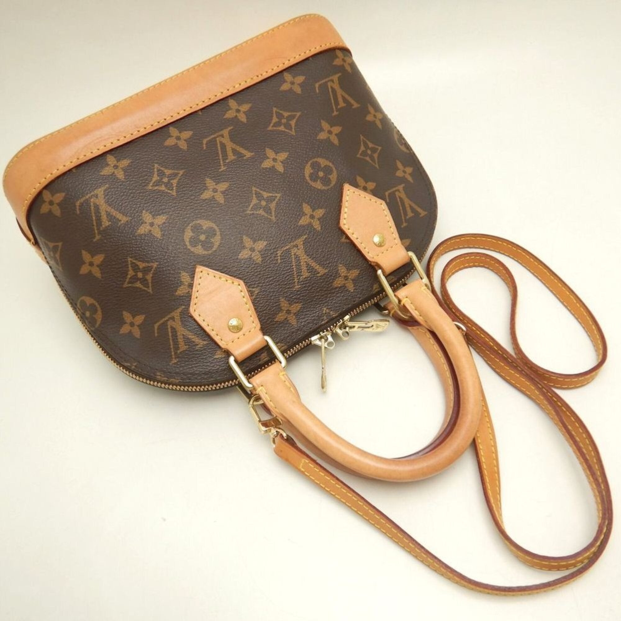 Louis Vuitton Monogram Brown Monogram Handbag (Pre-Owned)
