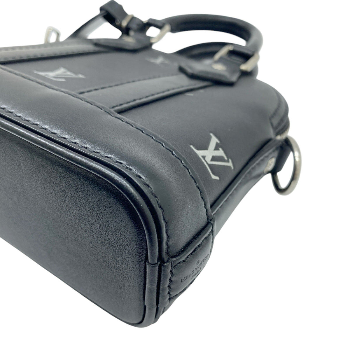 Louis Vuitton Black Leather Handbag Shoulder Bag (Pre-Owned)