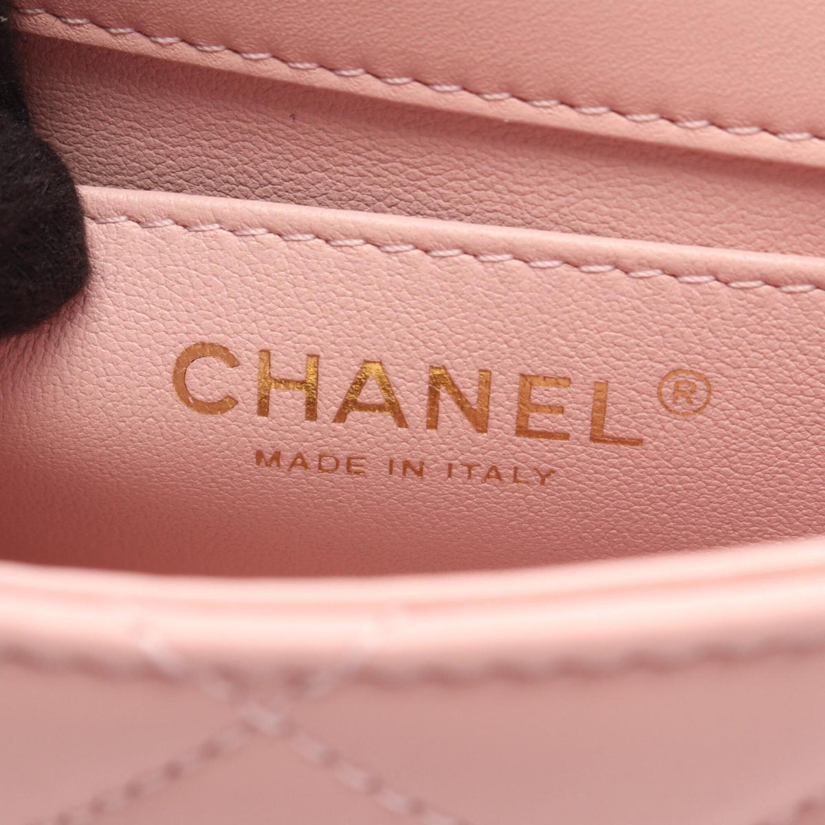 Chanel Pink Leather Handbag Shoulder Bag (Pre-Owned)