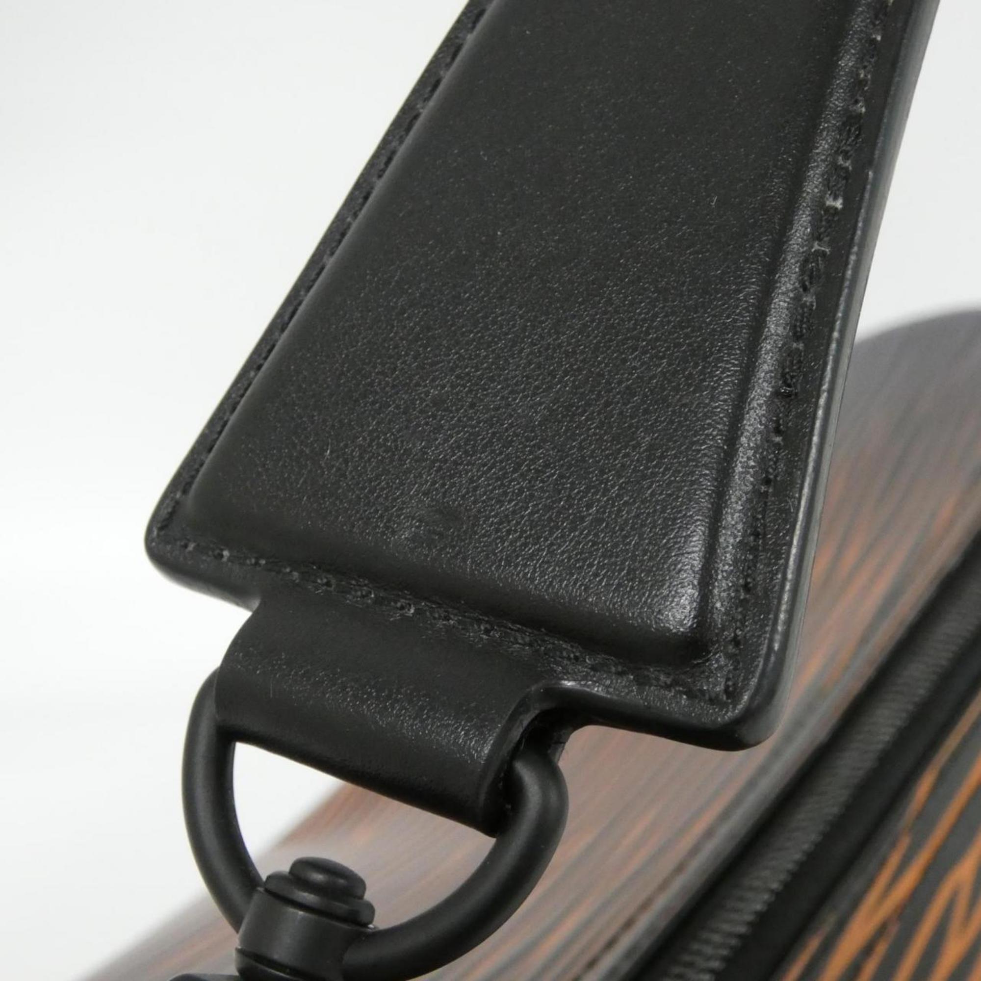 Louis Vuitton Black Leather Shoulder Bag (Pre-Owned)