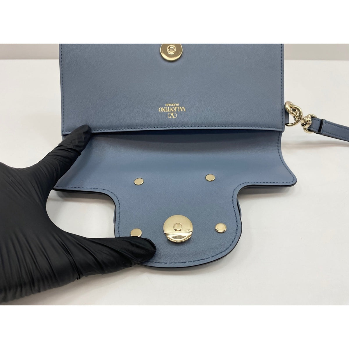 Valentino Gray Shoulder Bag (Pre-Owned)
