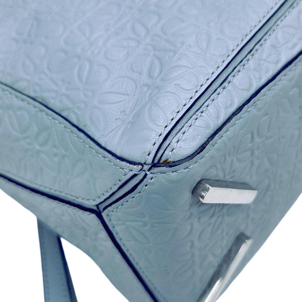 Loewe Puzzle Green Leather Shoulder Bag (Pre-Owned)