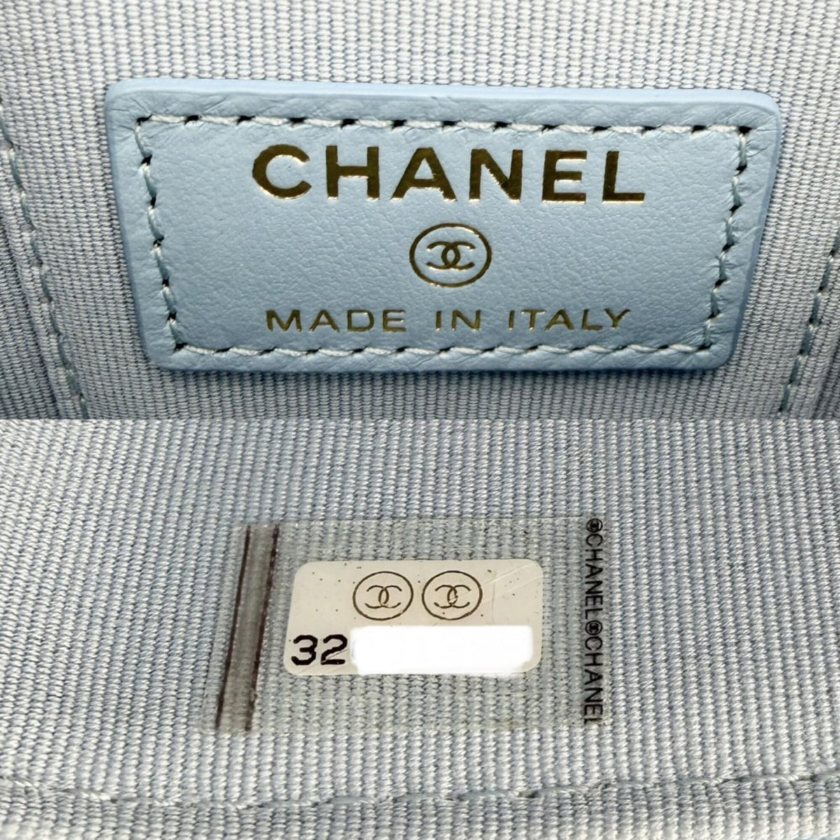 Chanel Matelasse Light Blue Leather Shoulder Bag (Pre-Owned)