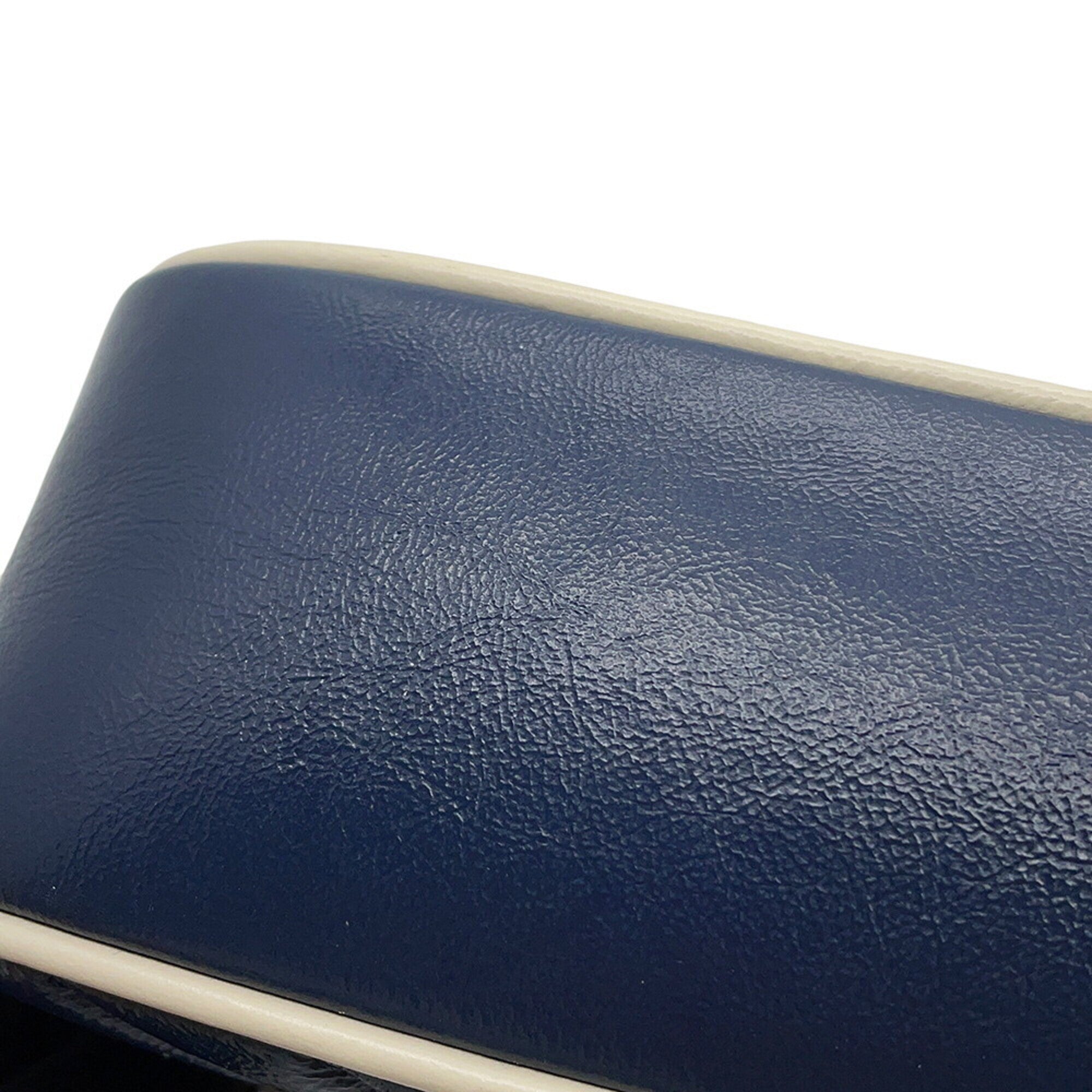 Gucci Gg Marmont Navy White Leather Handbag Shoulder Bag (Pre-Owned)