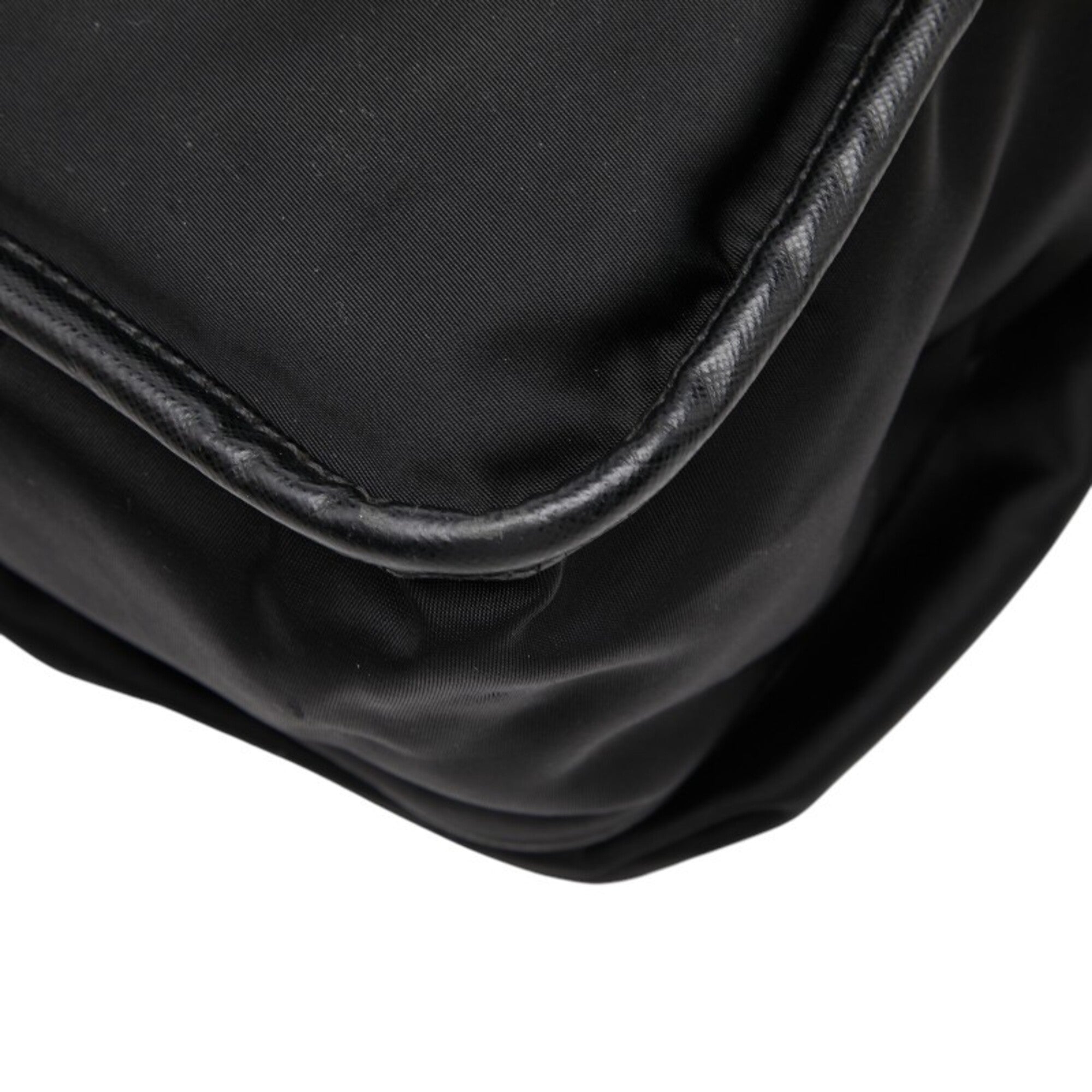 Prada Black Nylon Leather Messenger Bag Shoulder Bag (Pre-Owned)