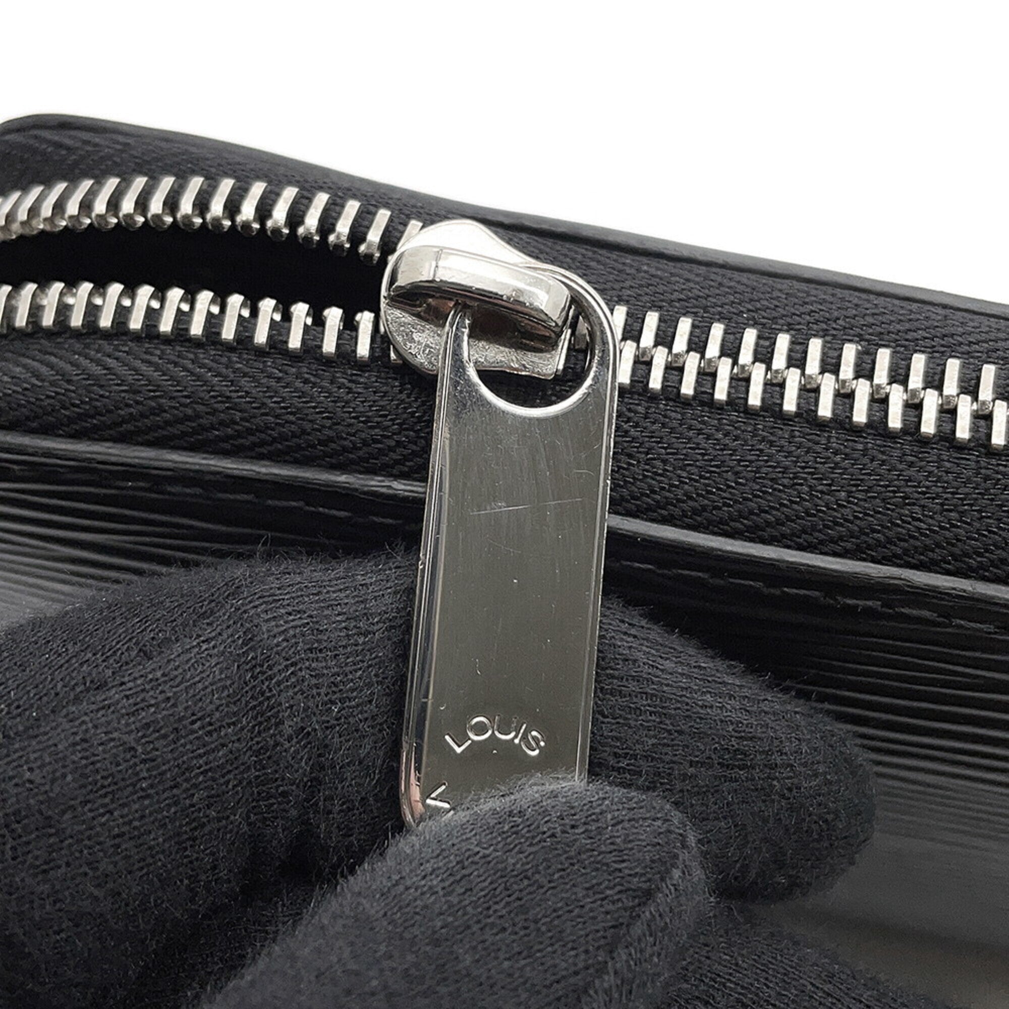 Louis Vuitton Black Noir Epi Leather Coin Purse/Coin Case (Pre-Owned)