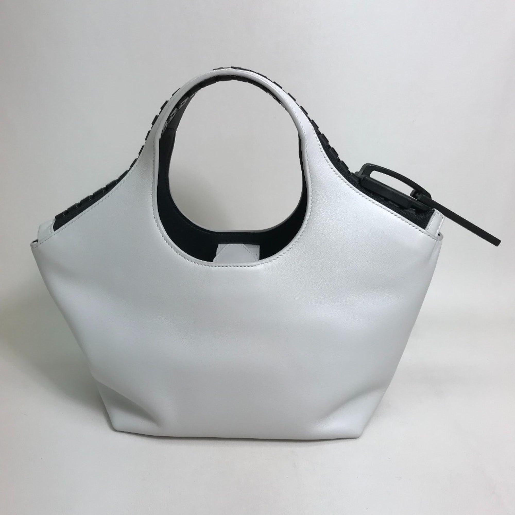 Balenciaga White Leather Handbag (Pre-Owned)