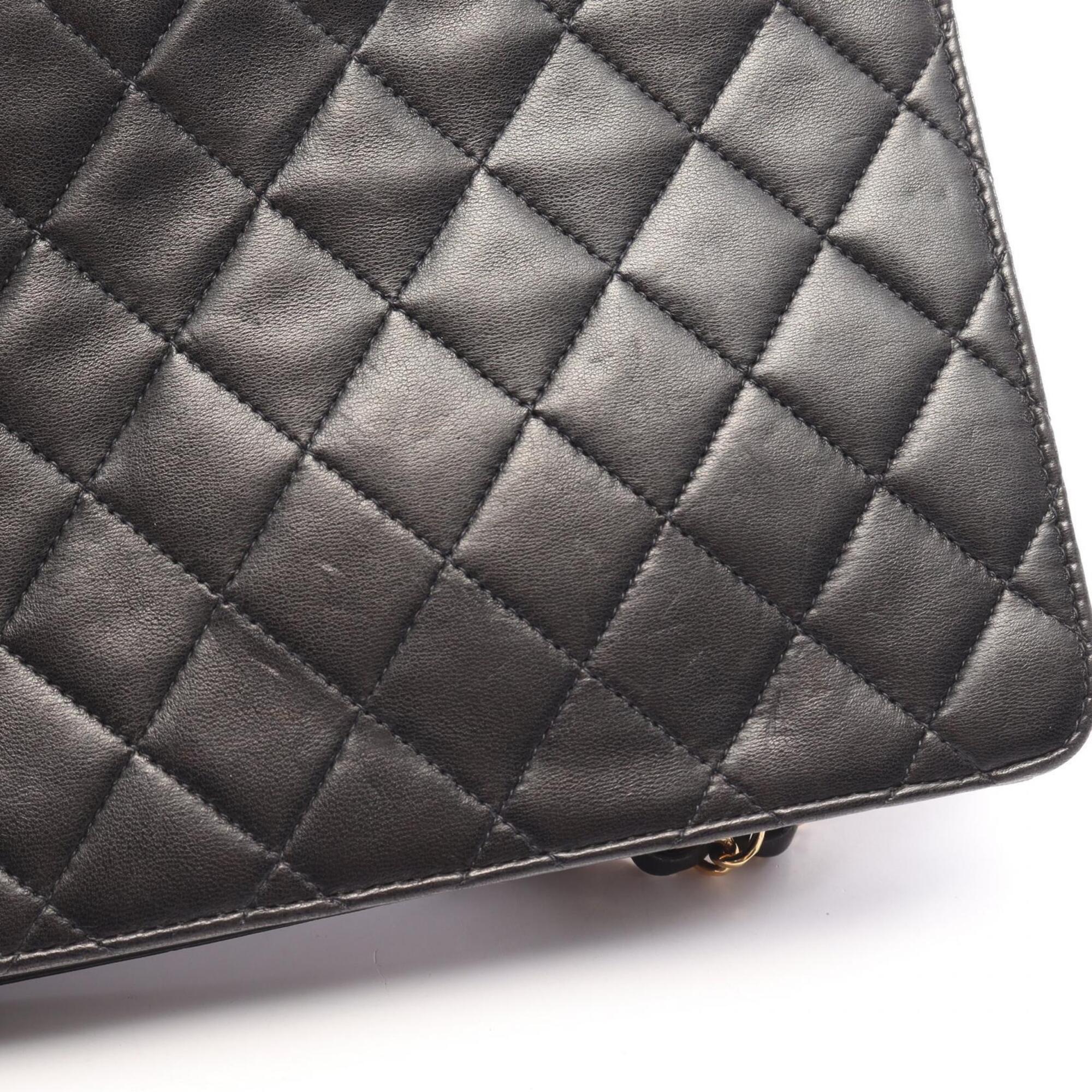 Chanel Black Leather Handbag Shoulder Bag (Pre-Owned)