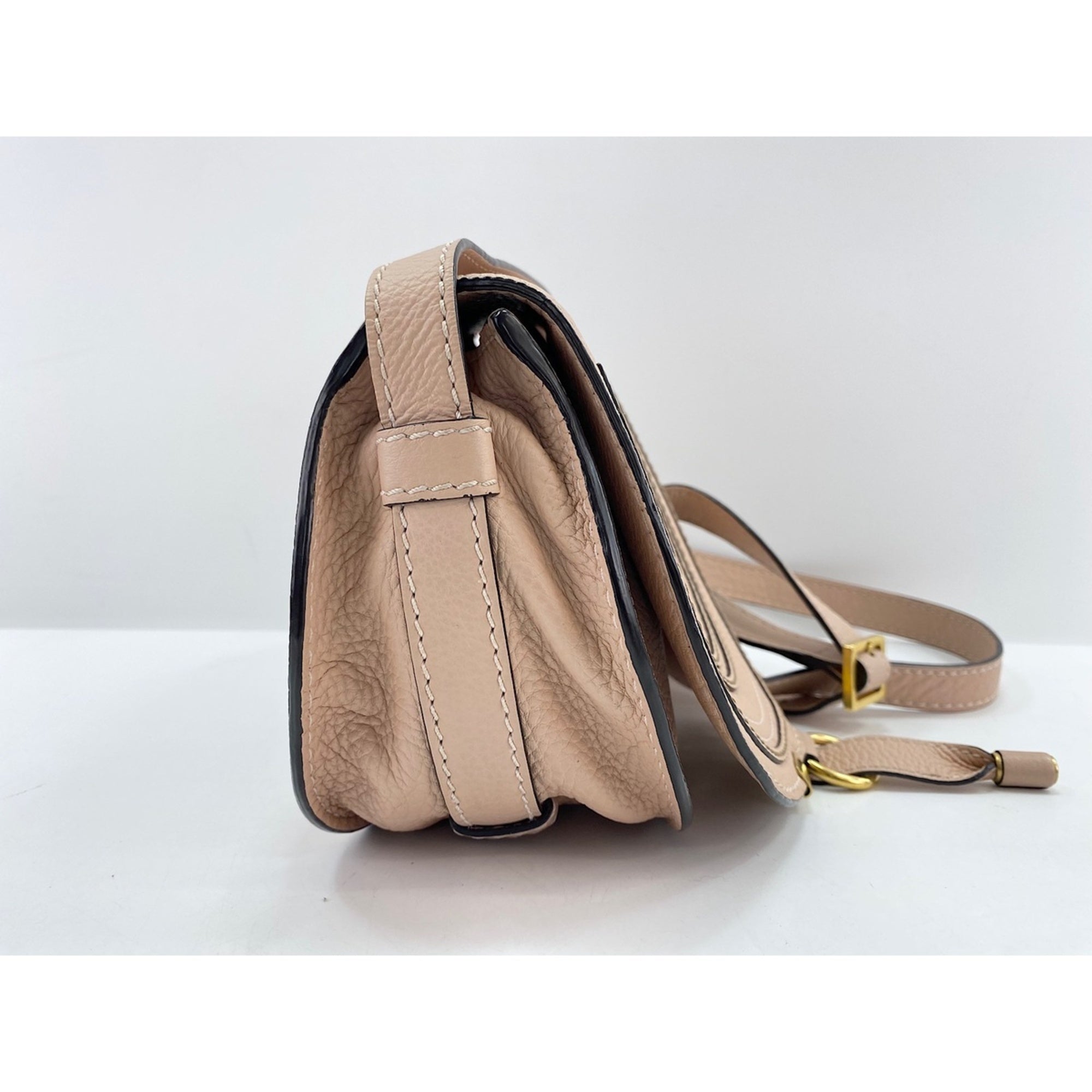 Chloé Pink Shoulder Bag (Pre-Owned)
