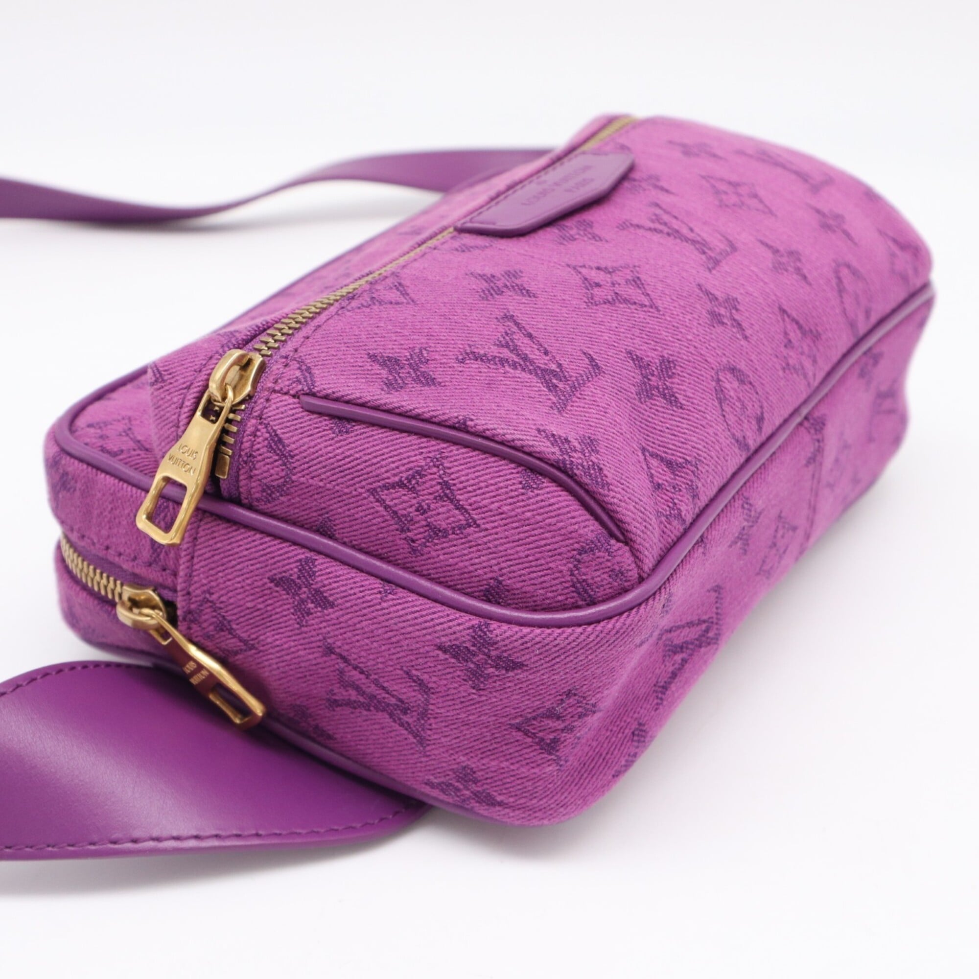 Louis Vuitton Monogram Denim Purple Monogram Denim Shoulder Bag (Pre-Owned)