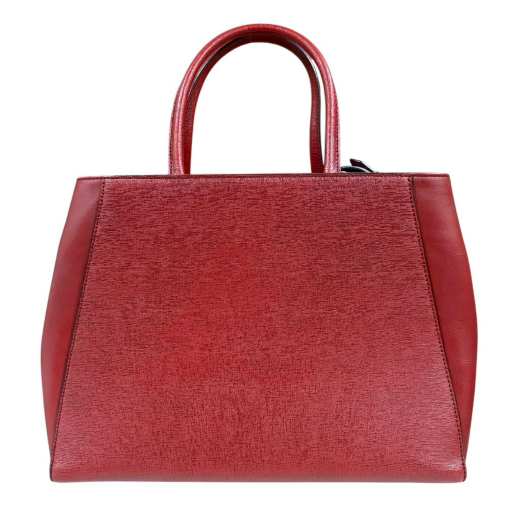 Fendi Red Color White Leather Shoulder Bag (Pre-Owned)