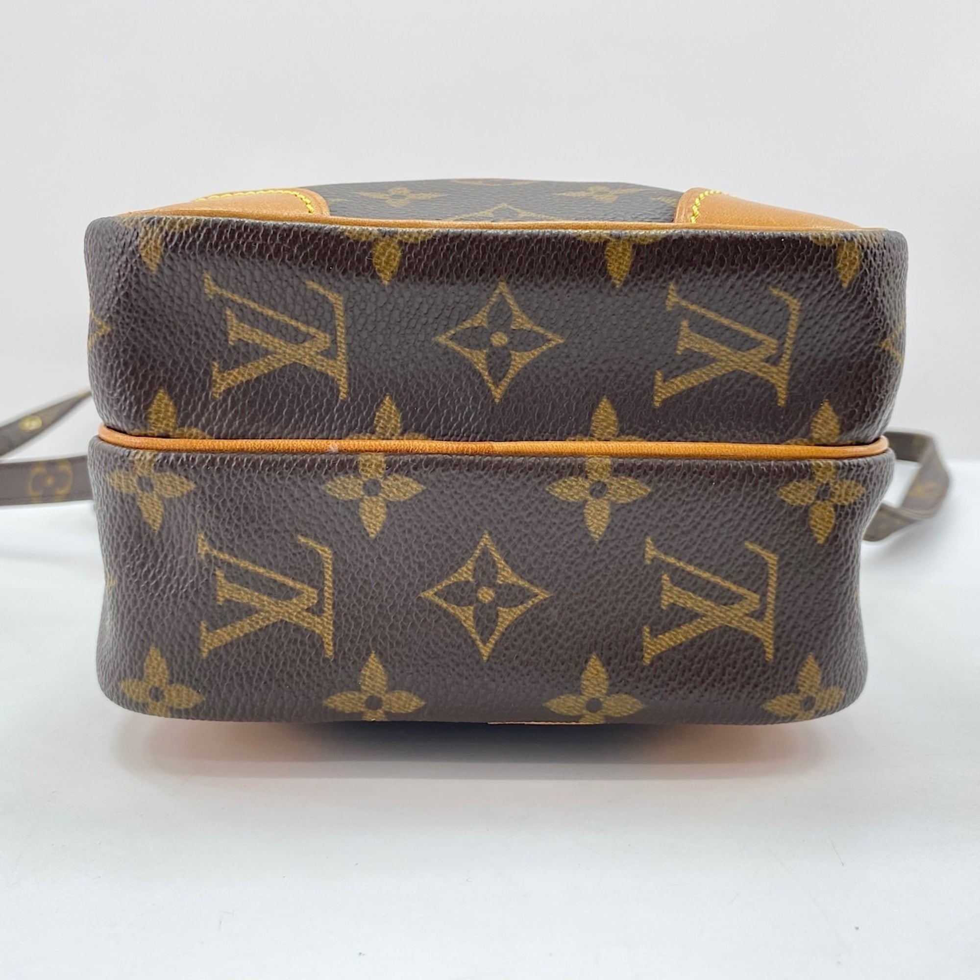 Louis Vuitton Blue Brown Shoulder Bag (Pre-Owned)