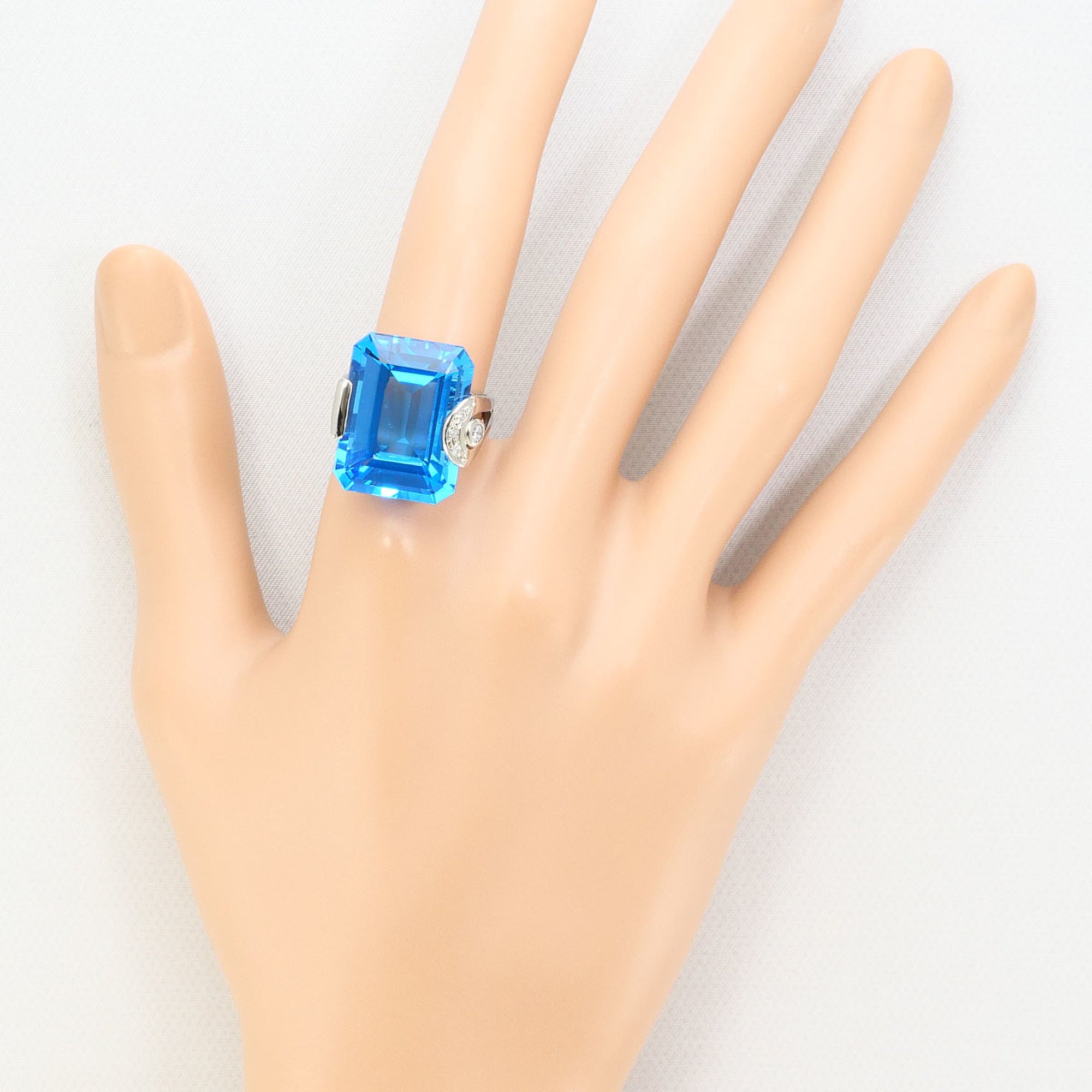 Unbranded Blue White Gold White Gold (18K) Band Ring (Pre-Owned)