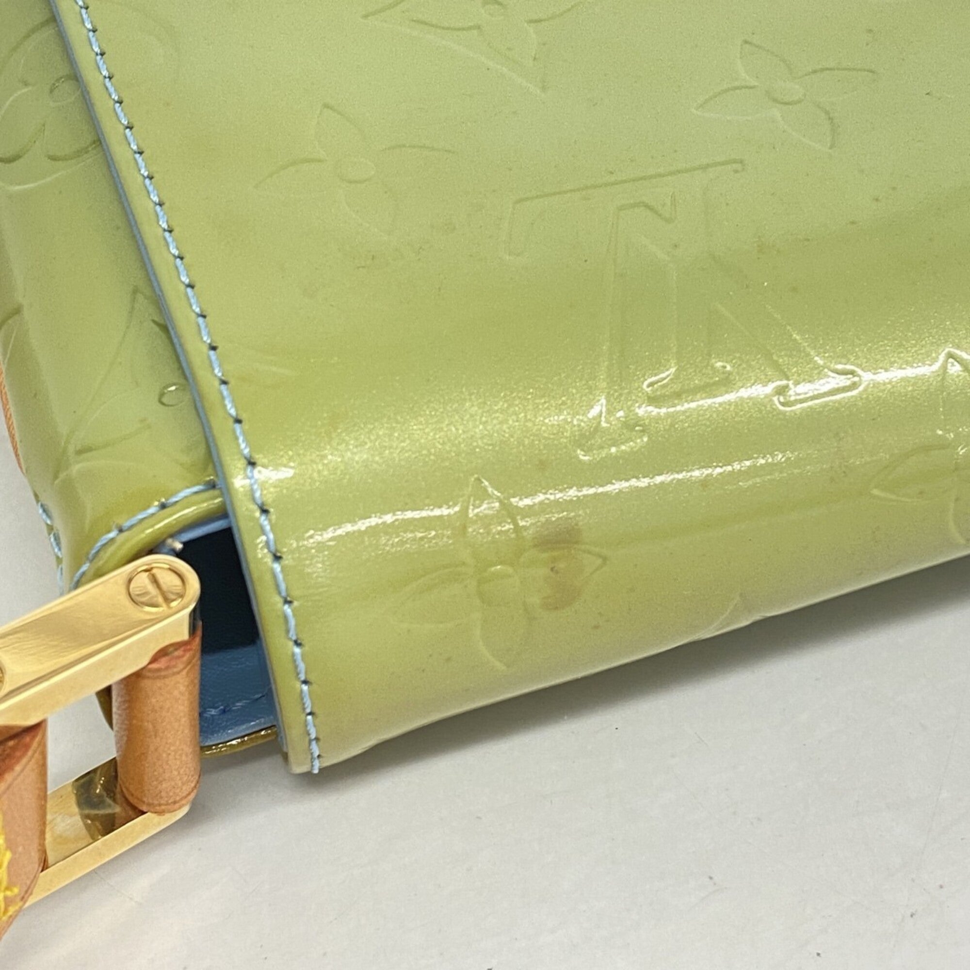 Louis Vuitton Baby Blue Shoulder Bag (Pre-Owned)