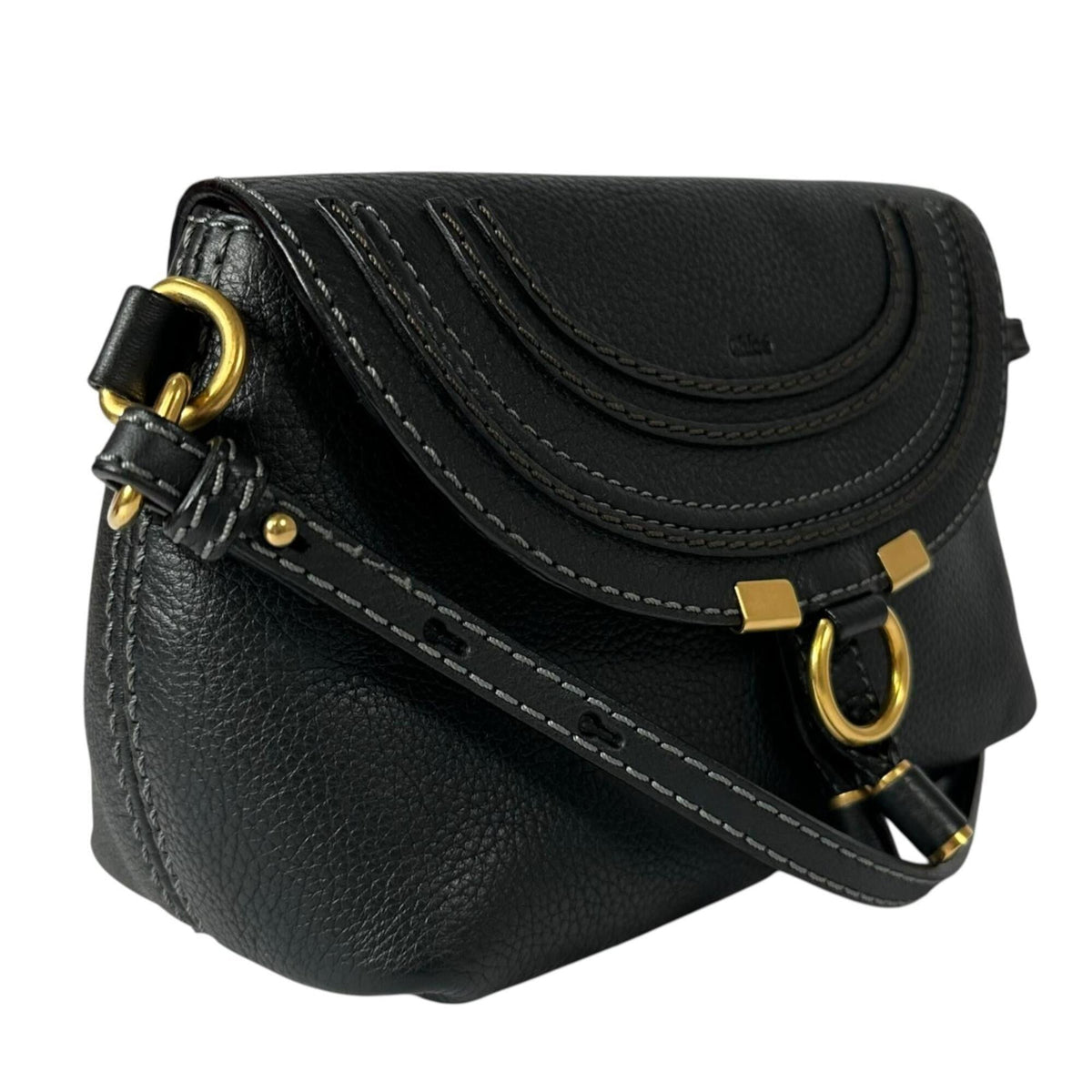 Chloé Black Leather Shoulder Bag (Pre-Owned)