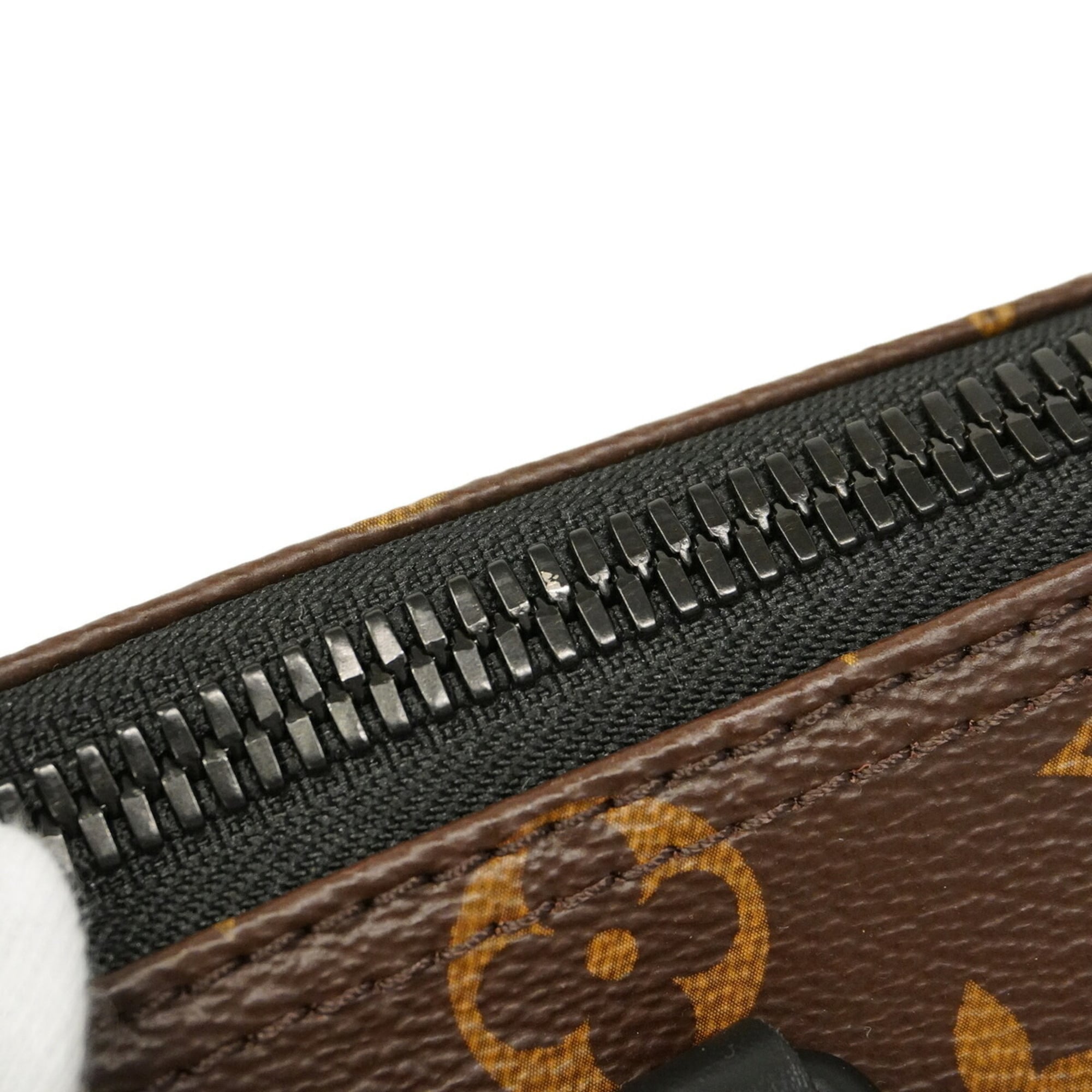 Louis Vuitton Brown Handbag (Pre-Owned)