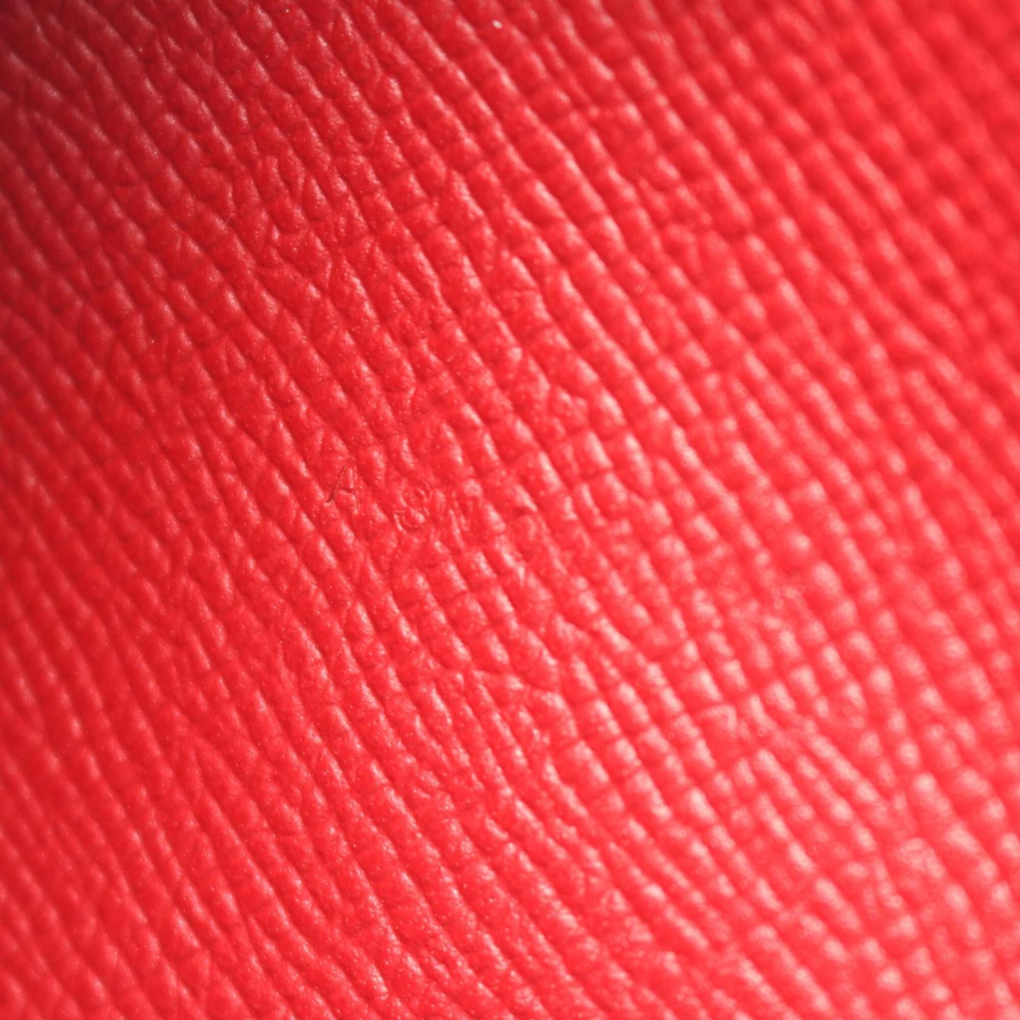 Hermes Red Color Leather Long Wallet (Bi-Fold) (Pre-Owned)