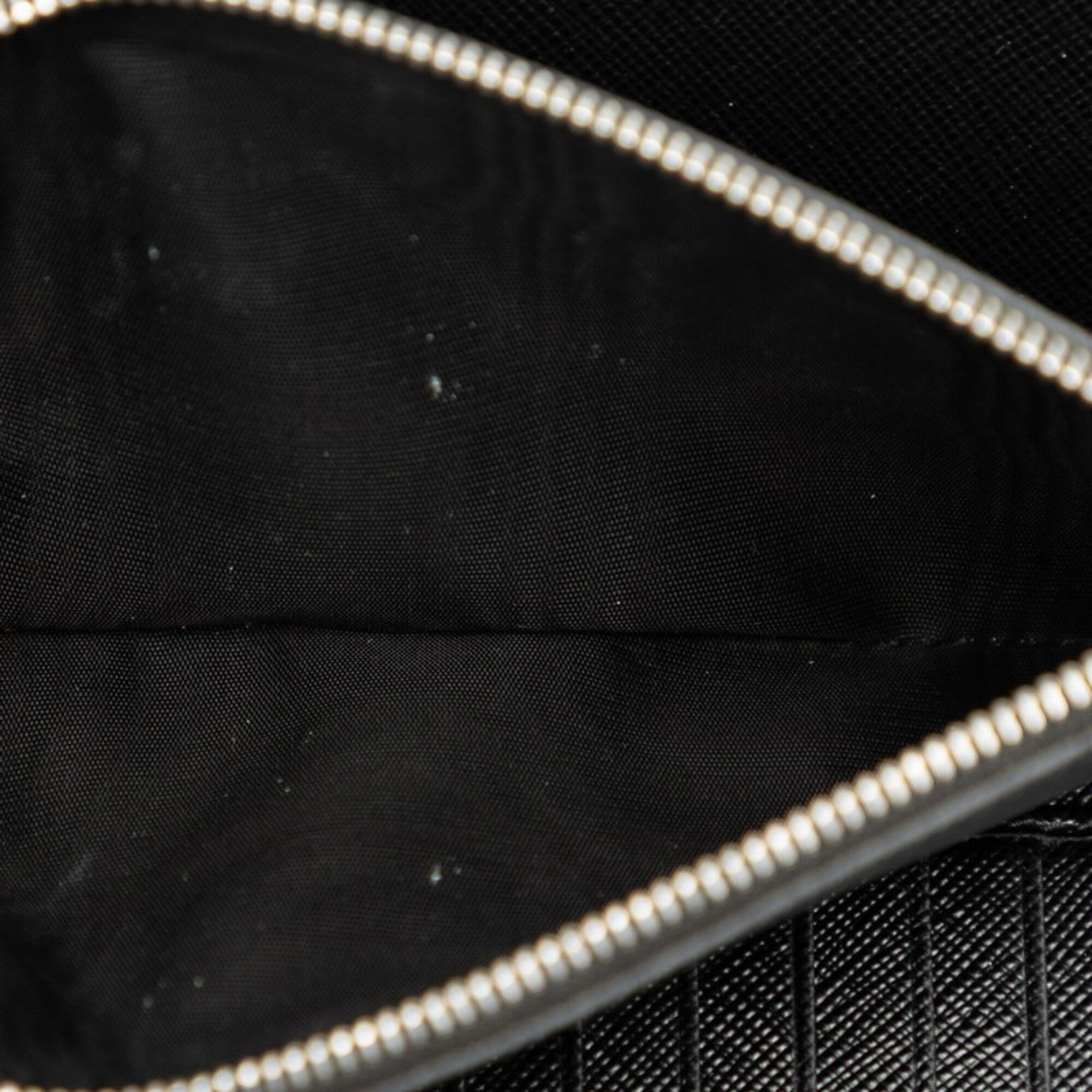 Prada Black Leather Long Wallet (Bi-Fold) (Pre-Owned)