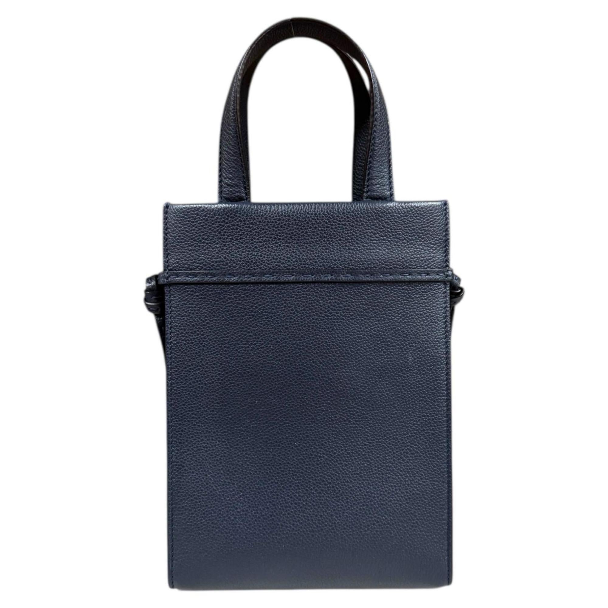 Fendi Navy Leather Shoulder Bag (Pre-Owned)