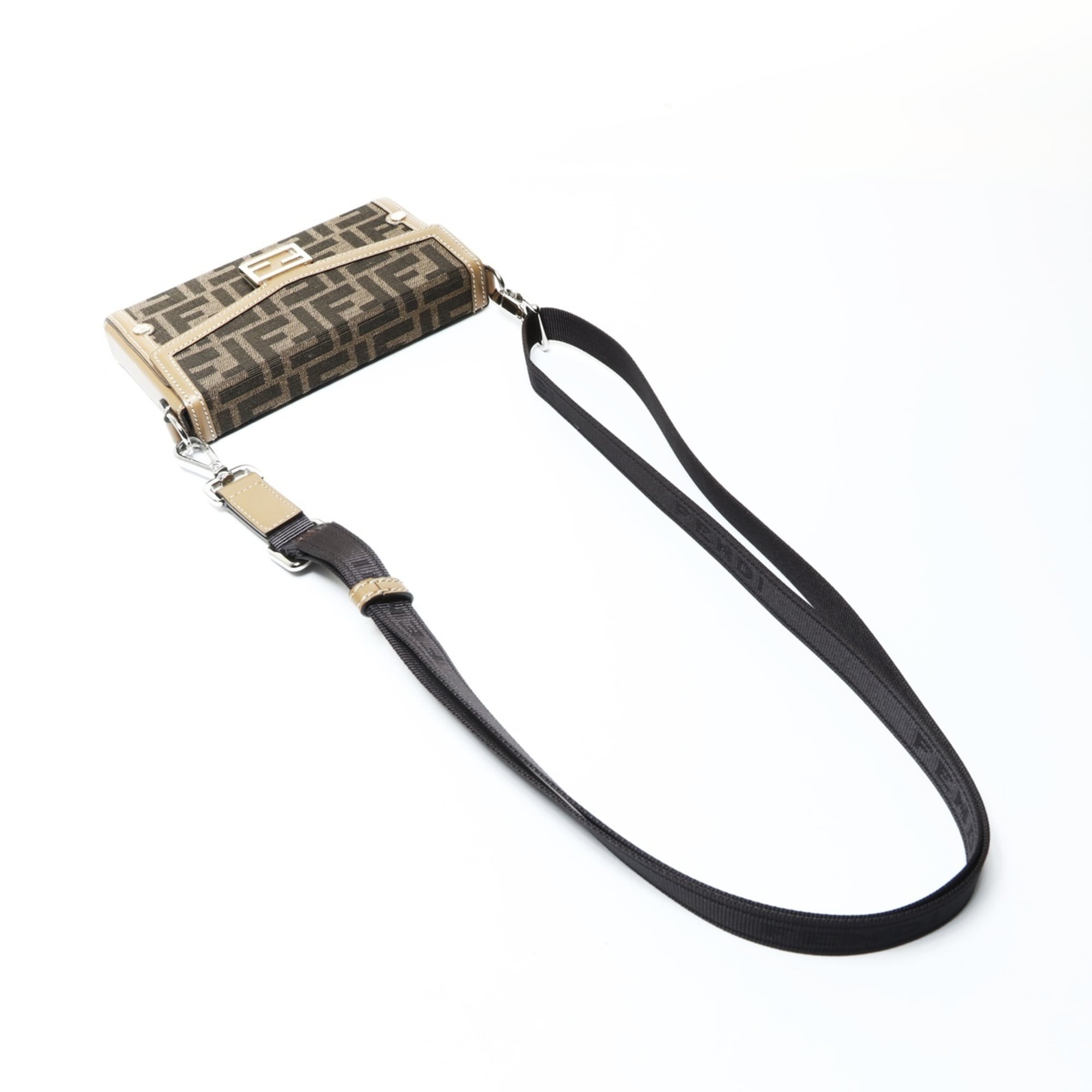 Fendi Zucca Brown Pouch Shoulder Bag (Pre-Owned)