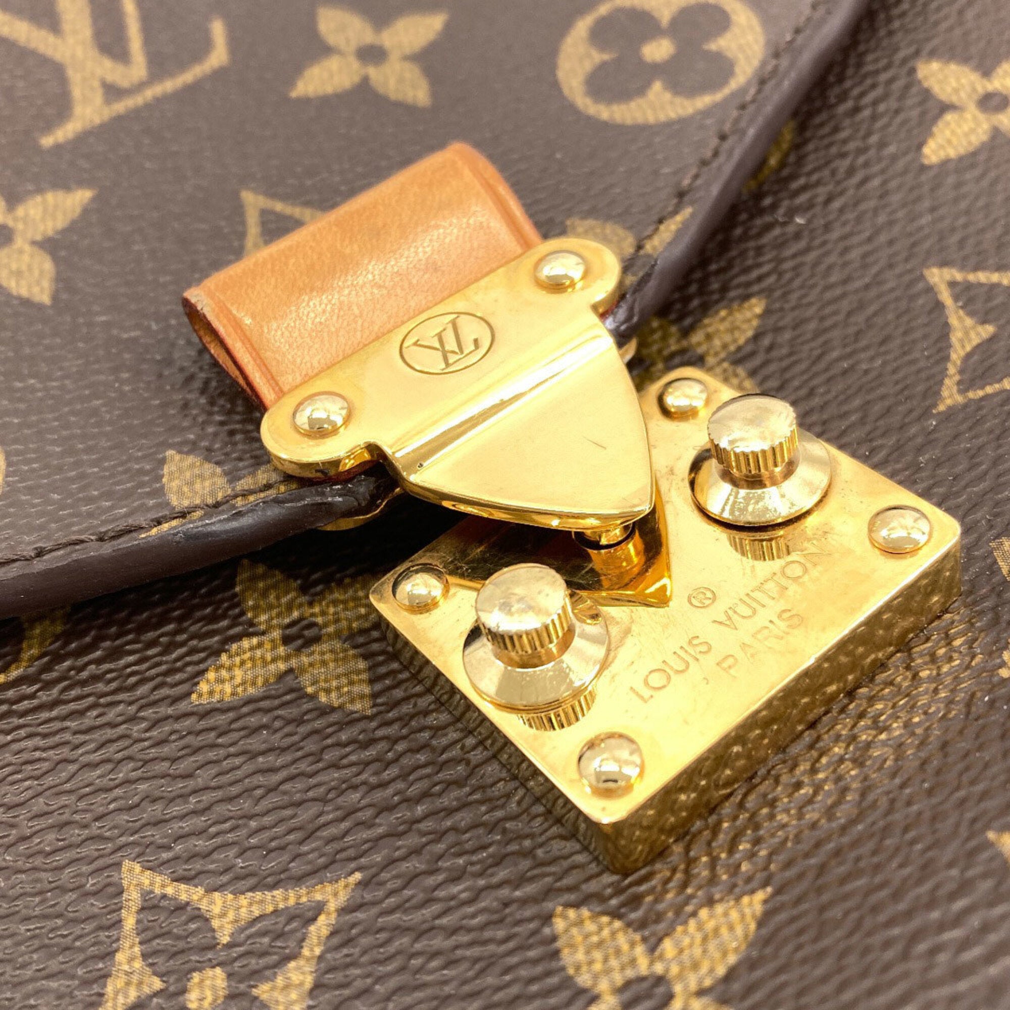 Louis Vuitton Monogram Monogram Monogram Handbag Pochette (Pre-Owned)