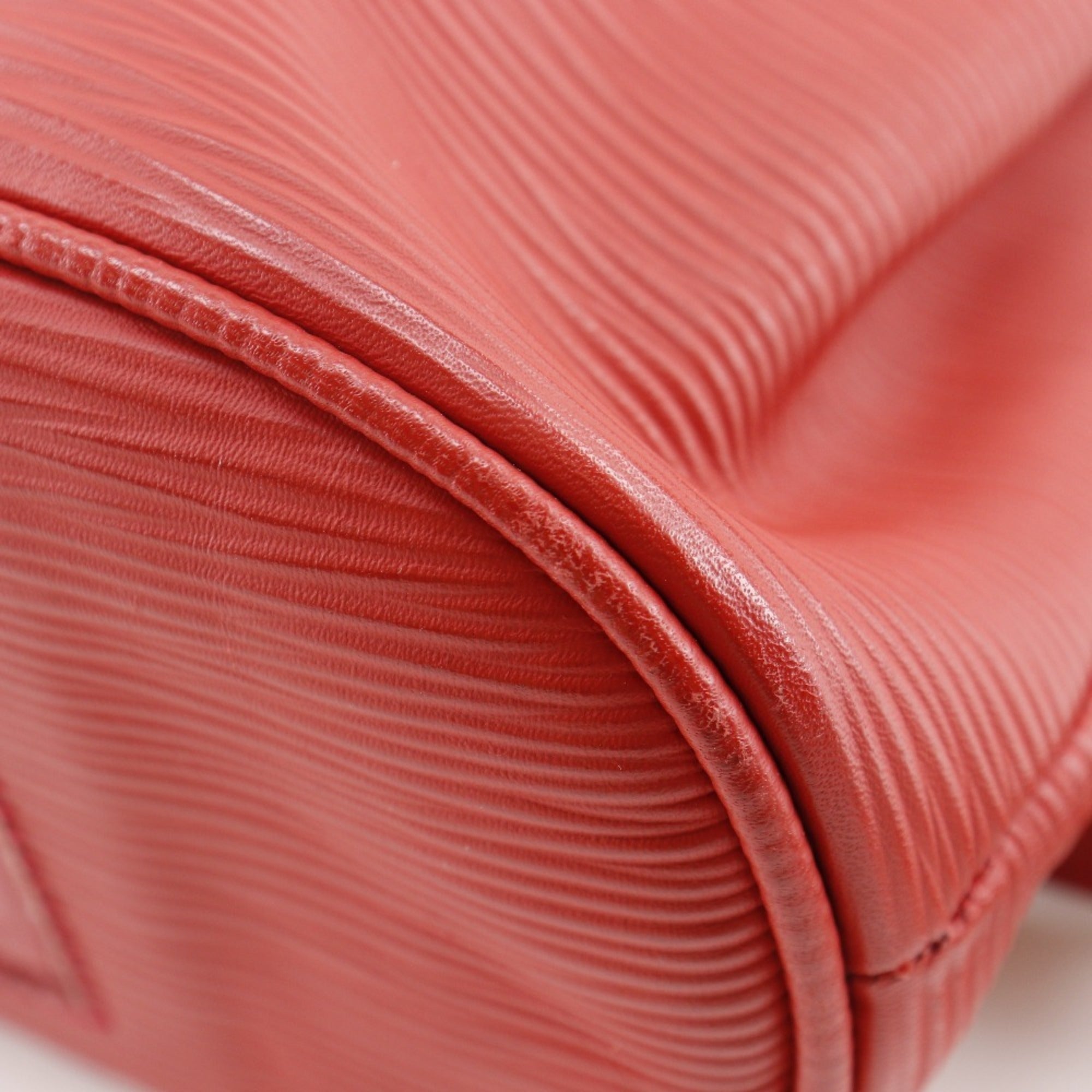 Fendi Red Color Leather Backpack (Pre-Owned)
