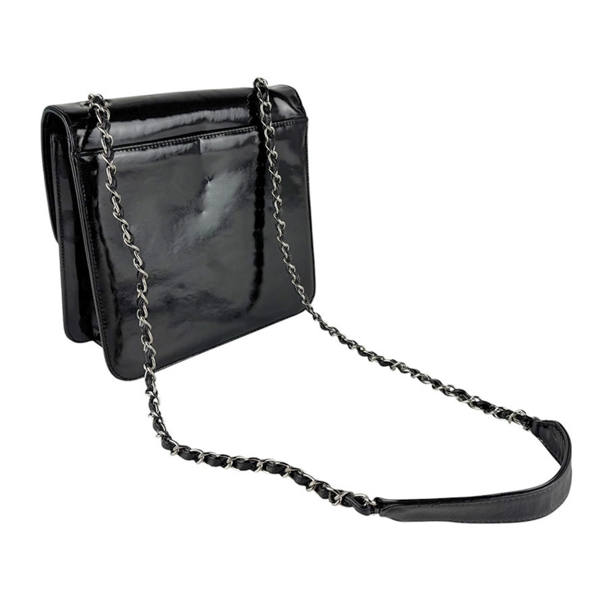 Chanel Black Patent Leather Shoulder Bag (Pre-Owned)