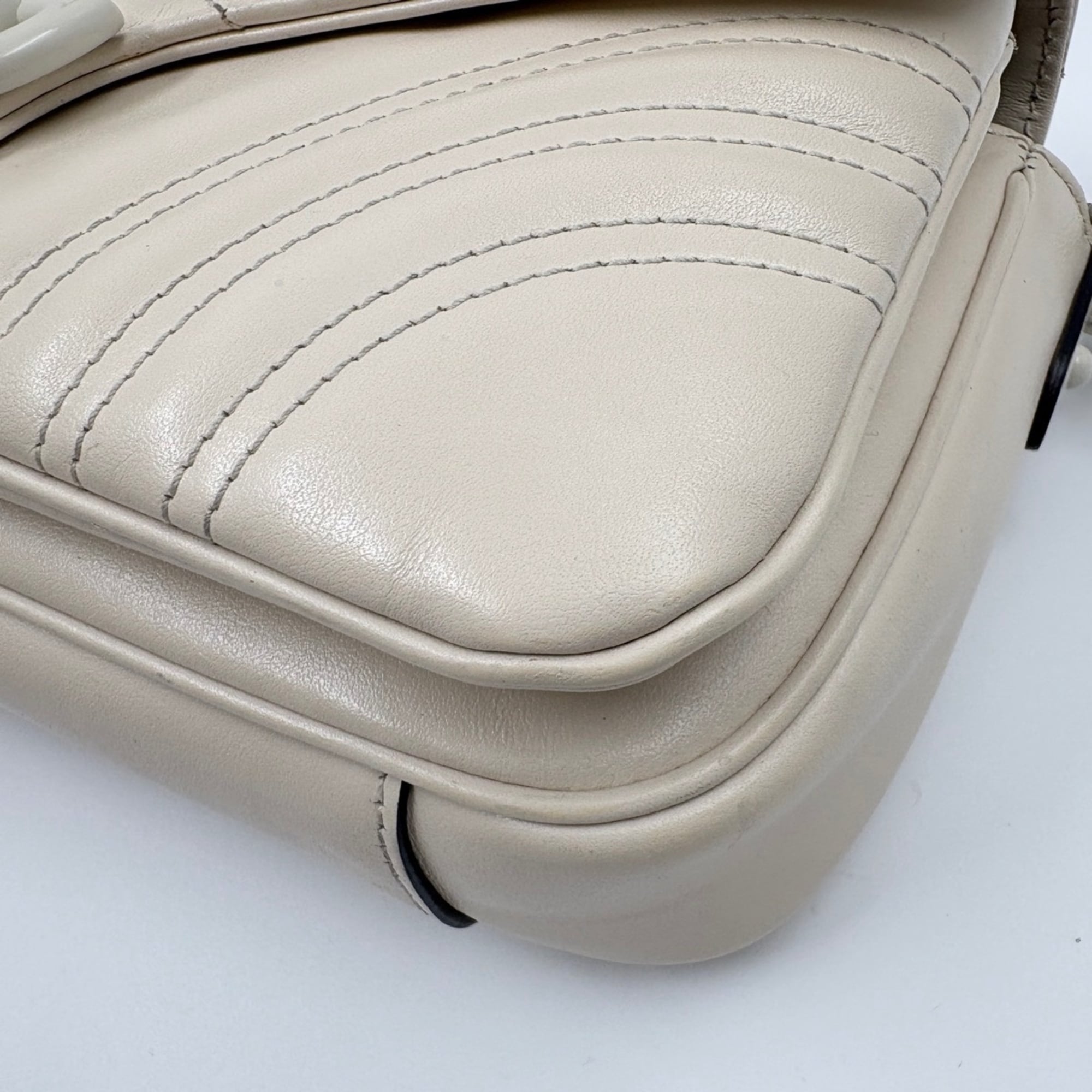 Gucci Gg Marmont Beige Shoulder Bag (Pre-Owned)