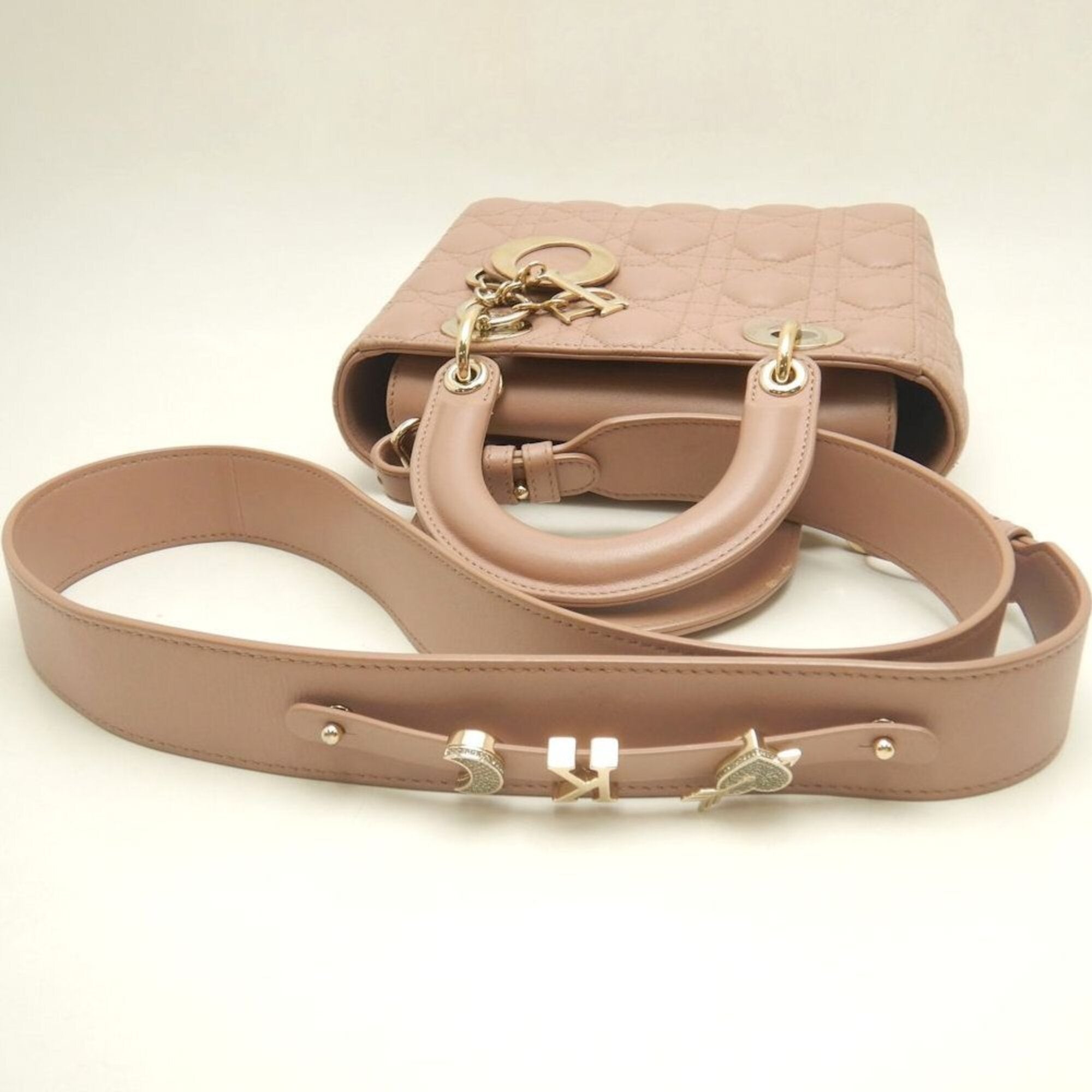 Christian Dior Pink Leather Handbag (Pre-Owned)