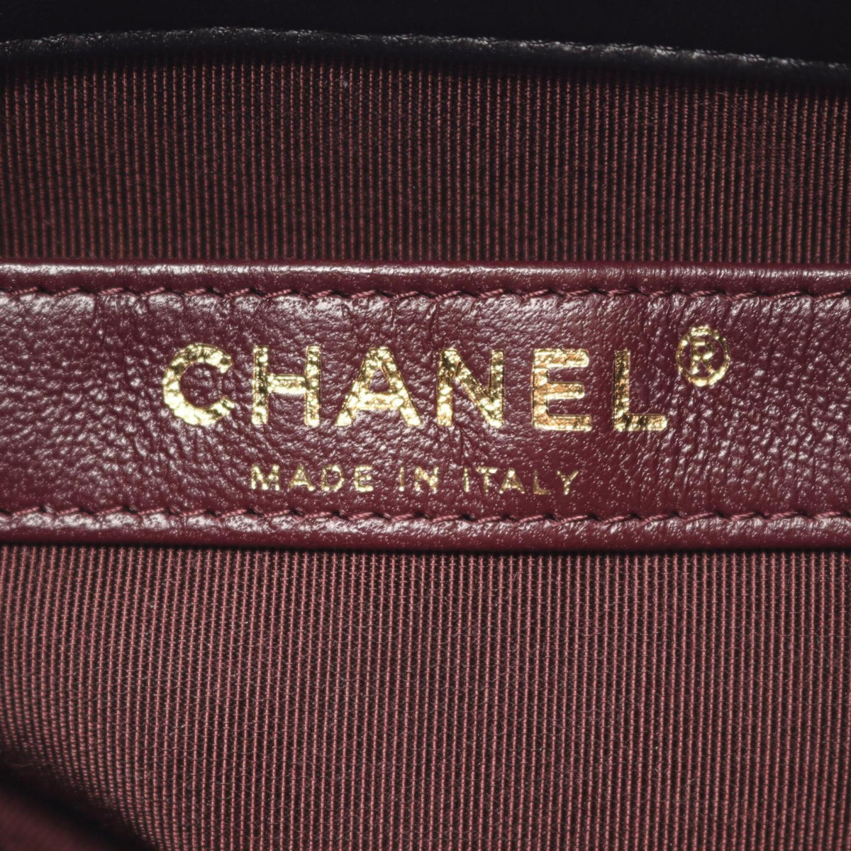 Chanel Black Leather Handbag Shoulder Bag (Pre-Owned)
