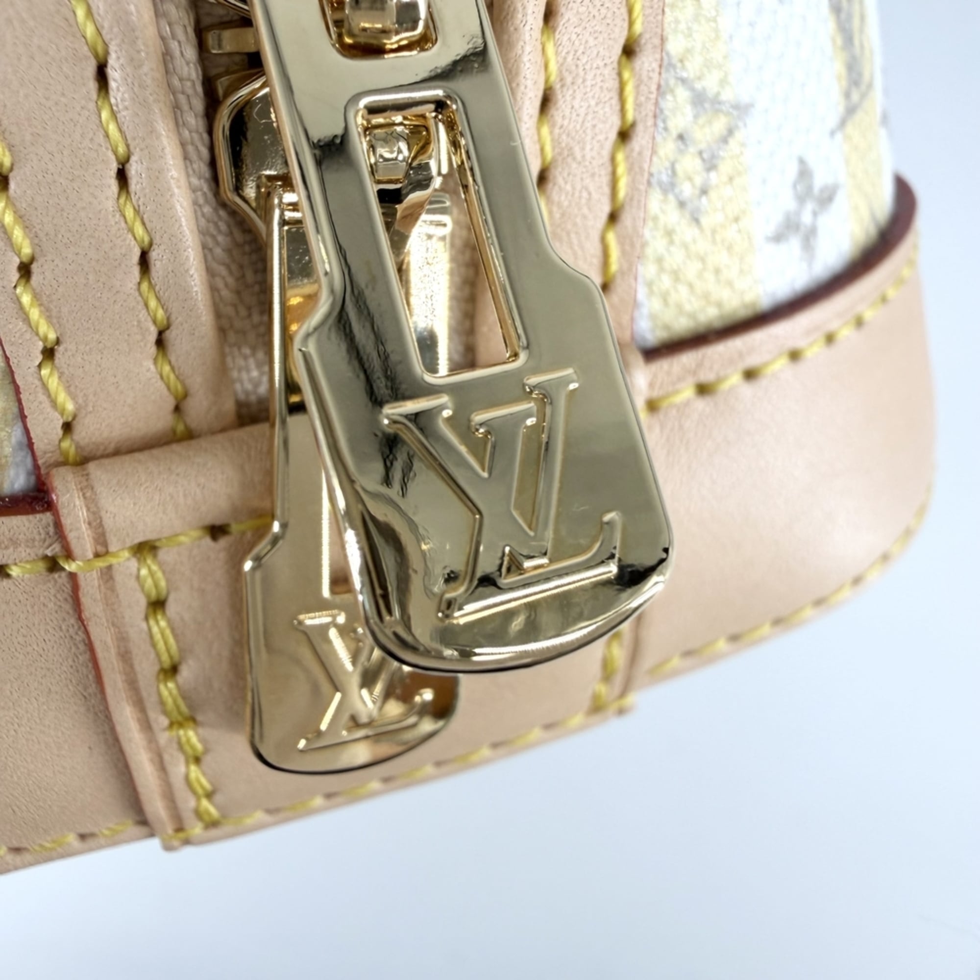 Louis Vuitton Beige Monogram White Monogram Handbag Shoulder Bag (Pre-Owned)