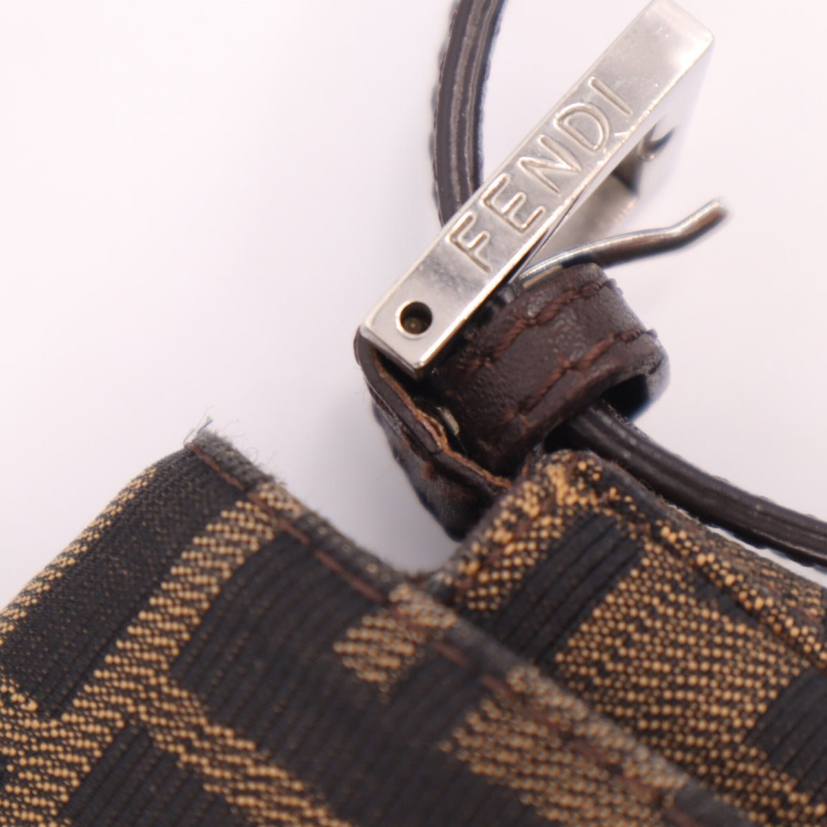 Fendi Zucca Beige Brown Zucca Leather Shoulder Bag (Pre-Owned)