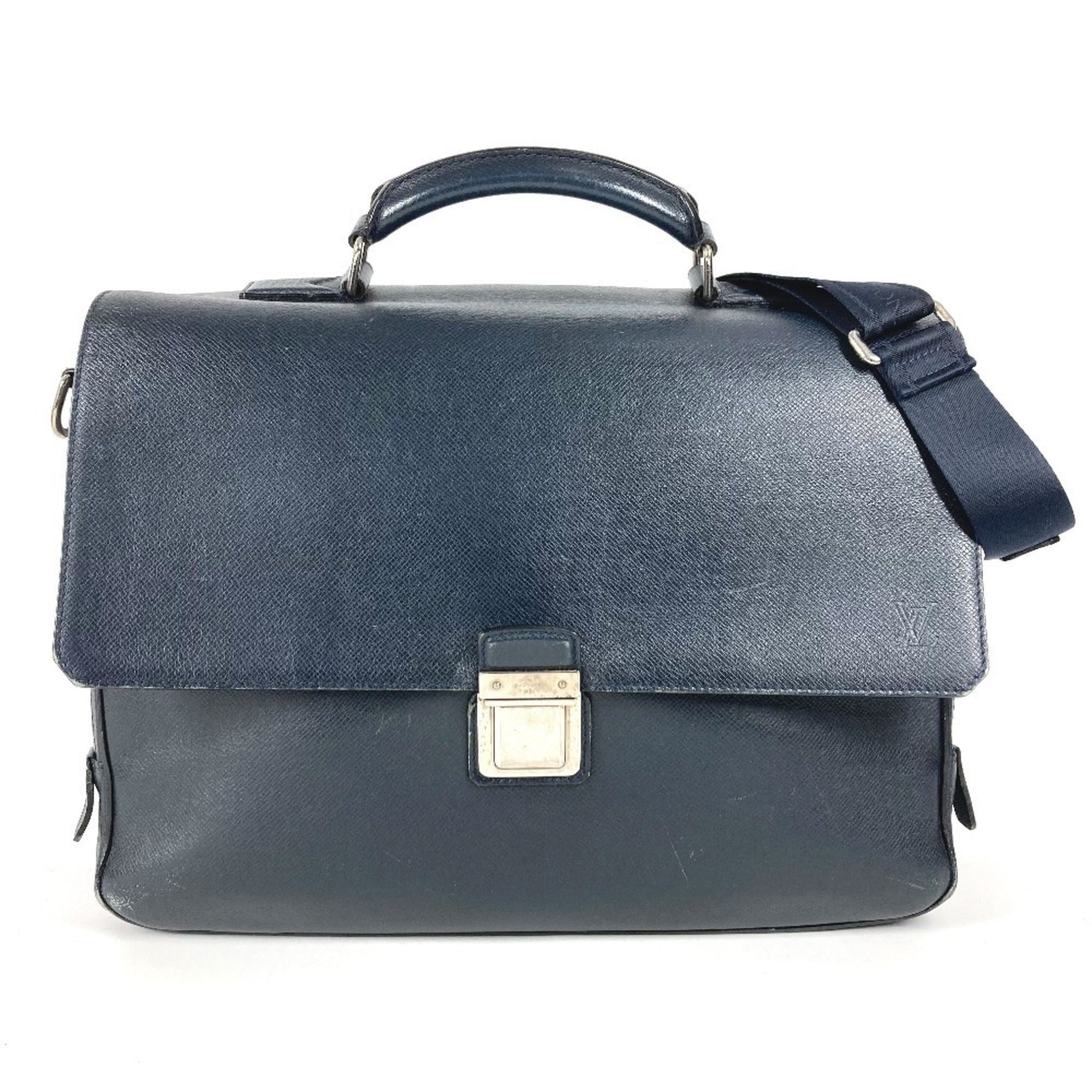 Louis Vuitton Boreal Navy Taiga Leather Handbag Shoulder Bag (Pre-Owned)