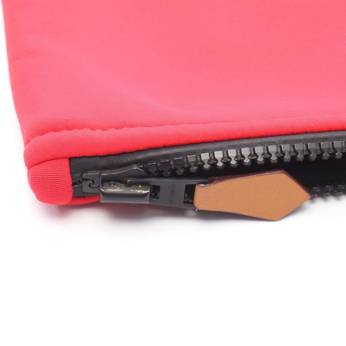 Hermes Red Color Neoprene Handbag Pouch (Pre-Owned)
