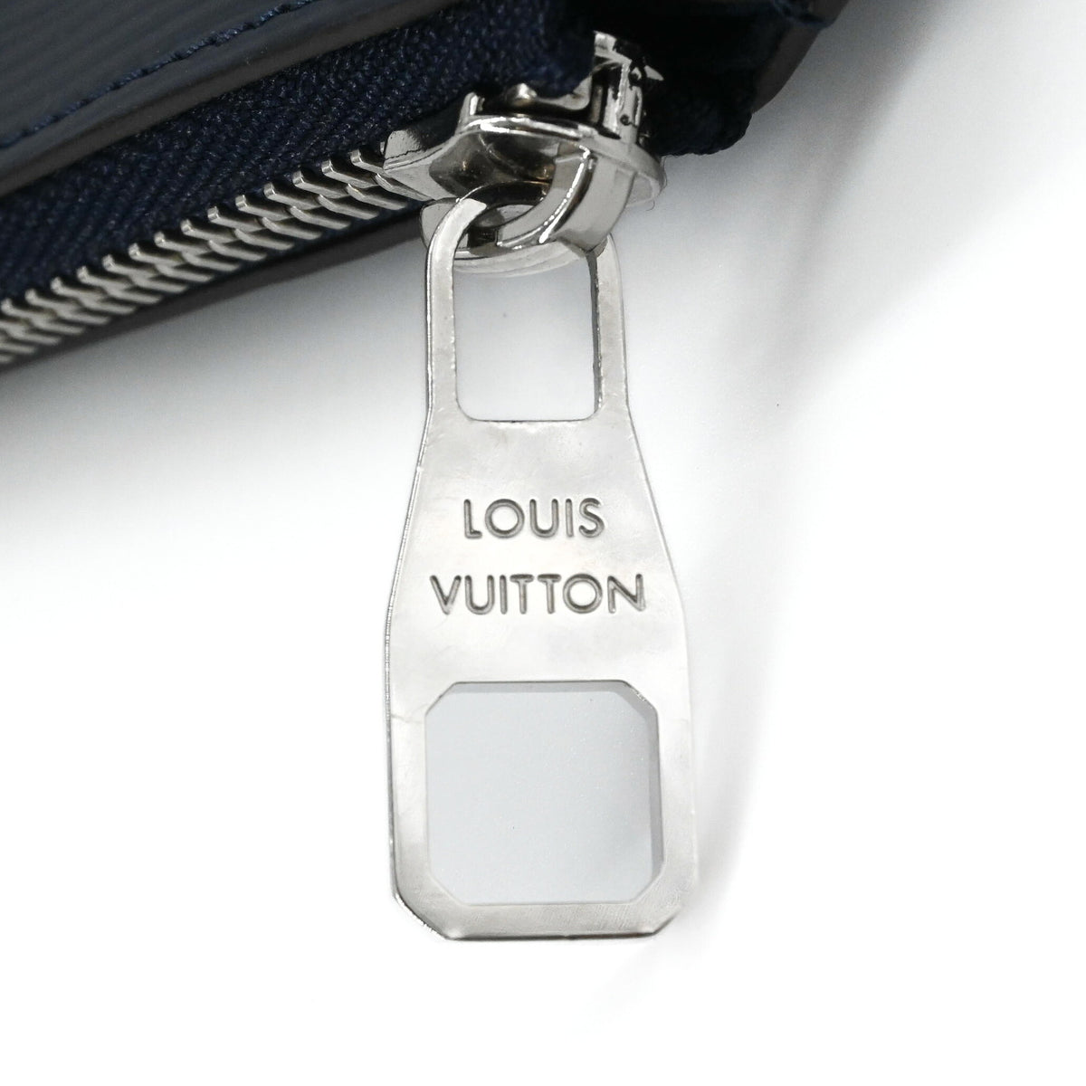 Louis Vuitton Epi Navy Epi Leather Clutch Bag Pouch (Pre-Owned)