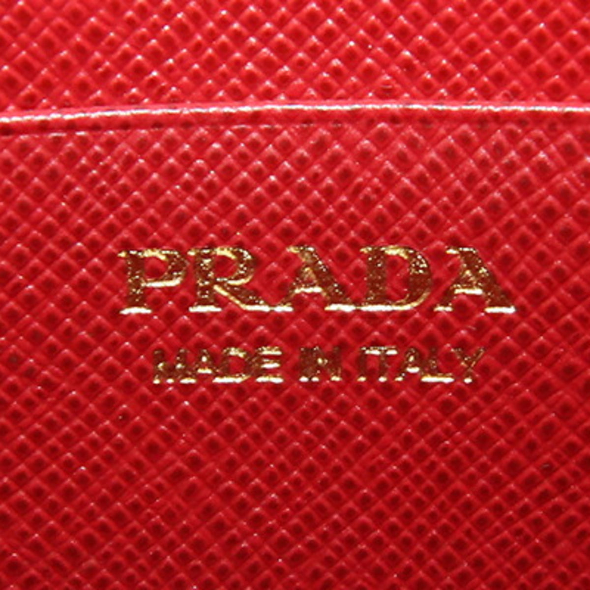 Prada Red Color Leather Pochette Shoulder Bag (Pre-Owned)