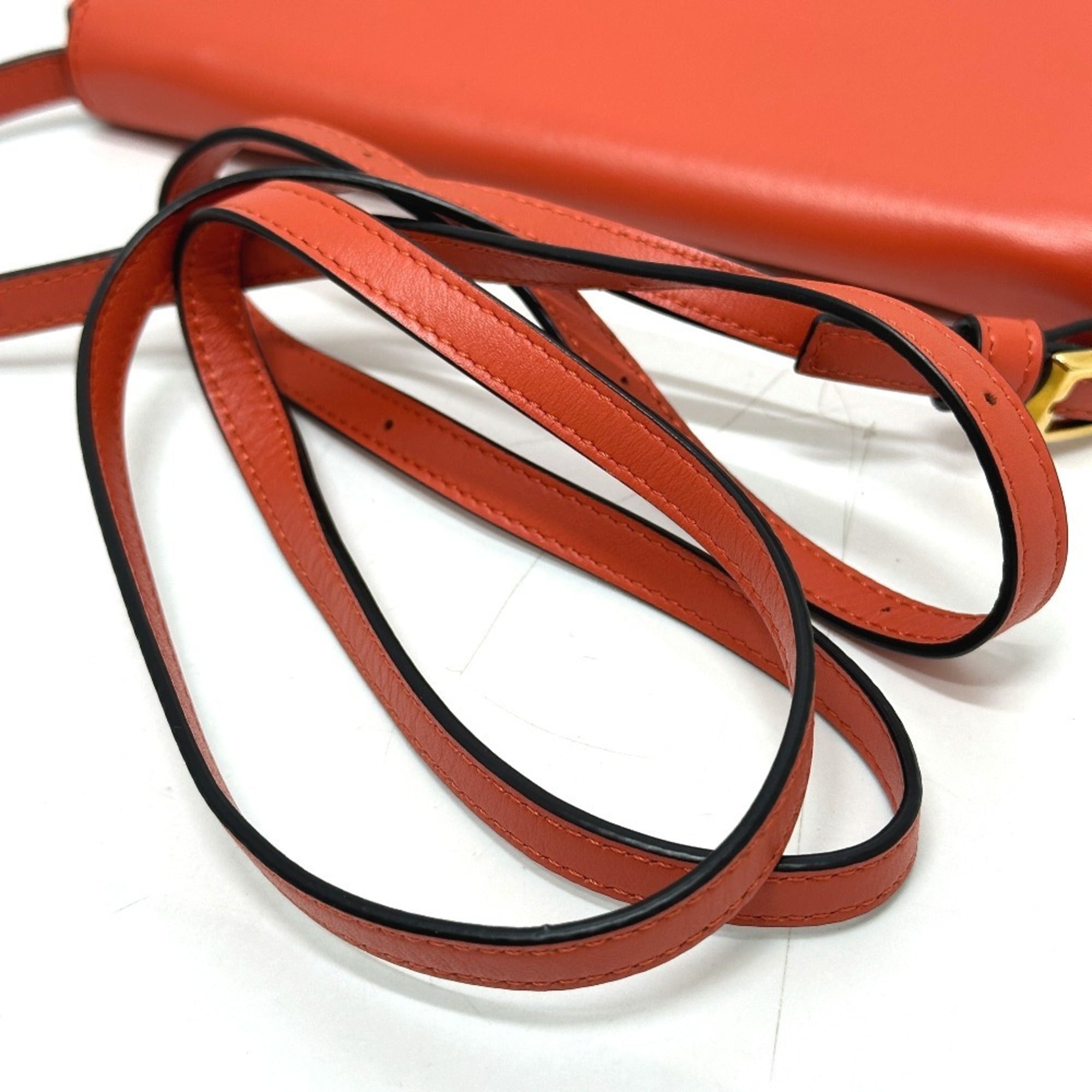 Loewe Orange Leather Shoulder Bag (Pre-Owned)