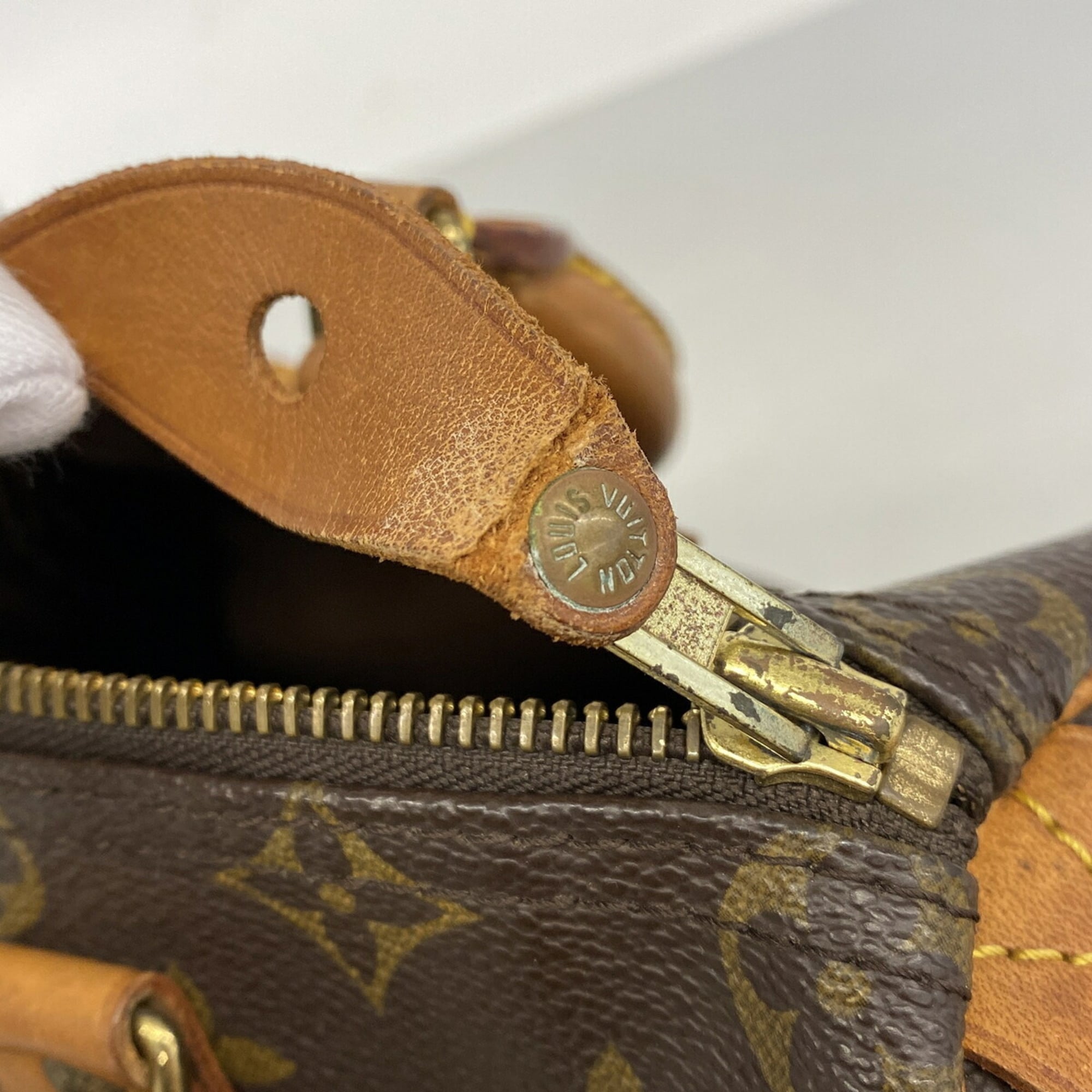 Louis Vuitton Brown Handbag (Pre-Owned)