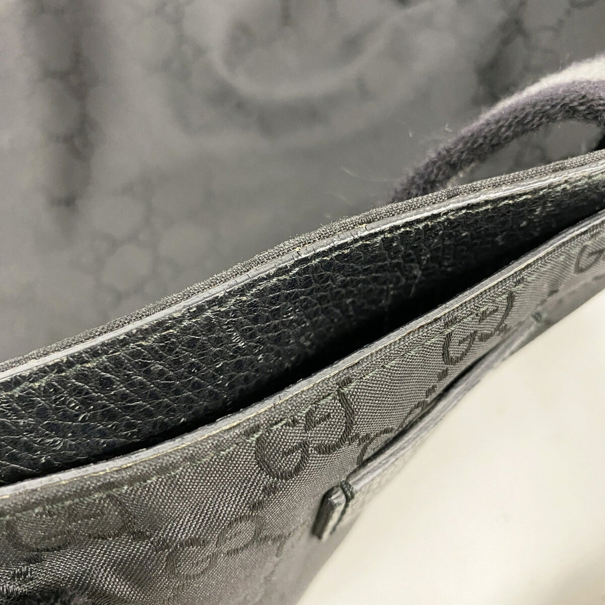 Gucci Black Nylon Tote Bag (Pre-Owned)