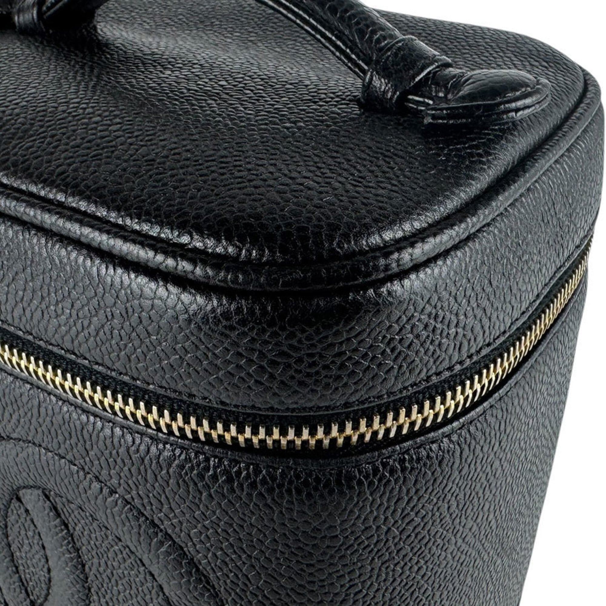 Chanel Black Grained Calfskin Handbag Vanity Bag (Pre-Owned)