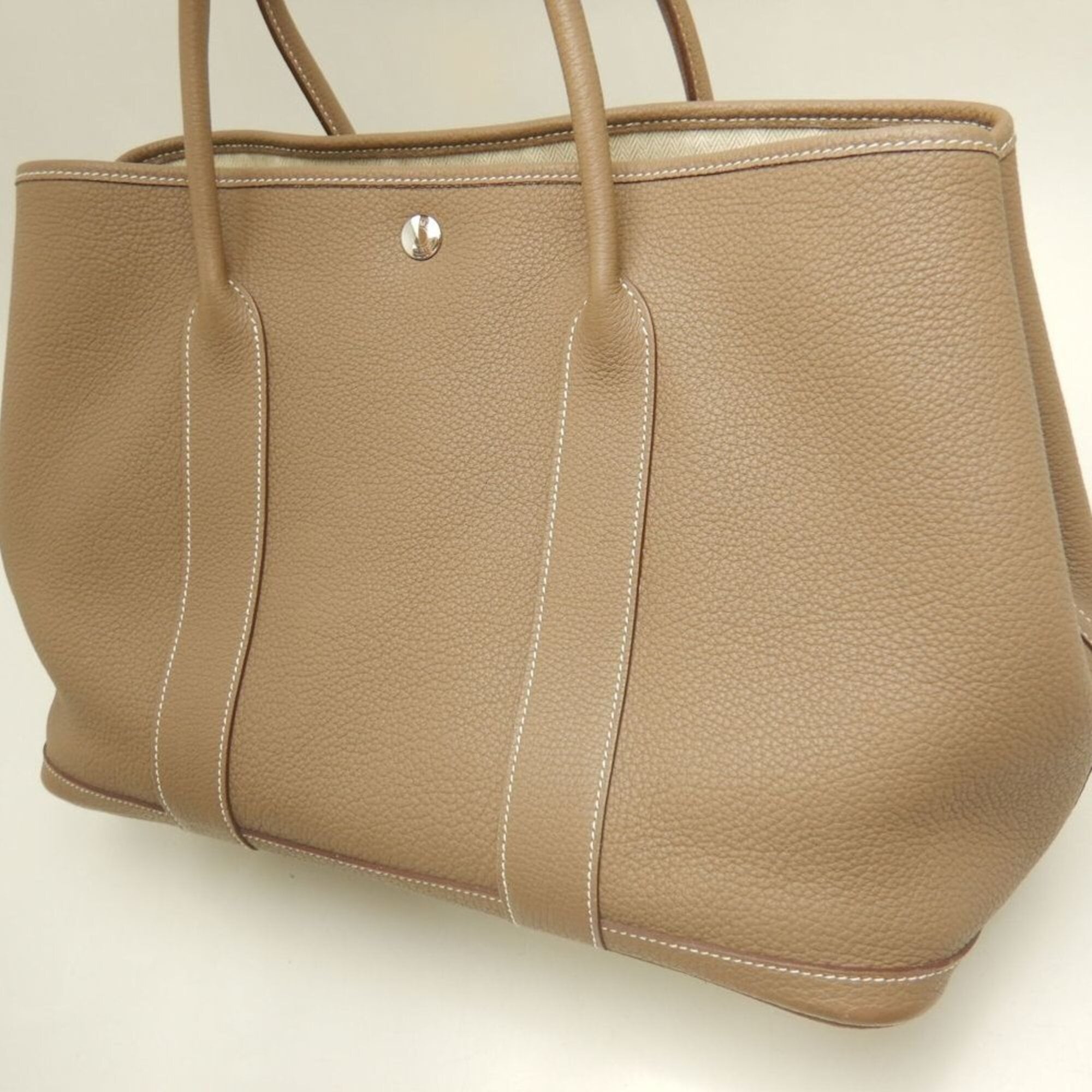 Hermes Etoupe Gray Negonda Leather Handbag (Pre-Owned)