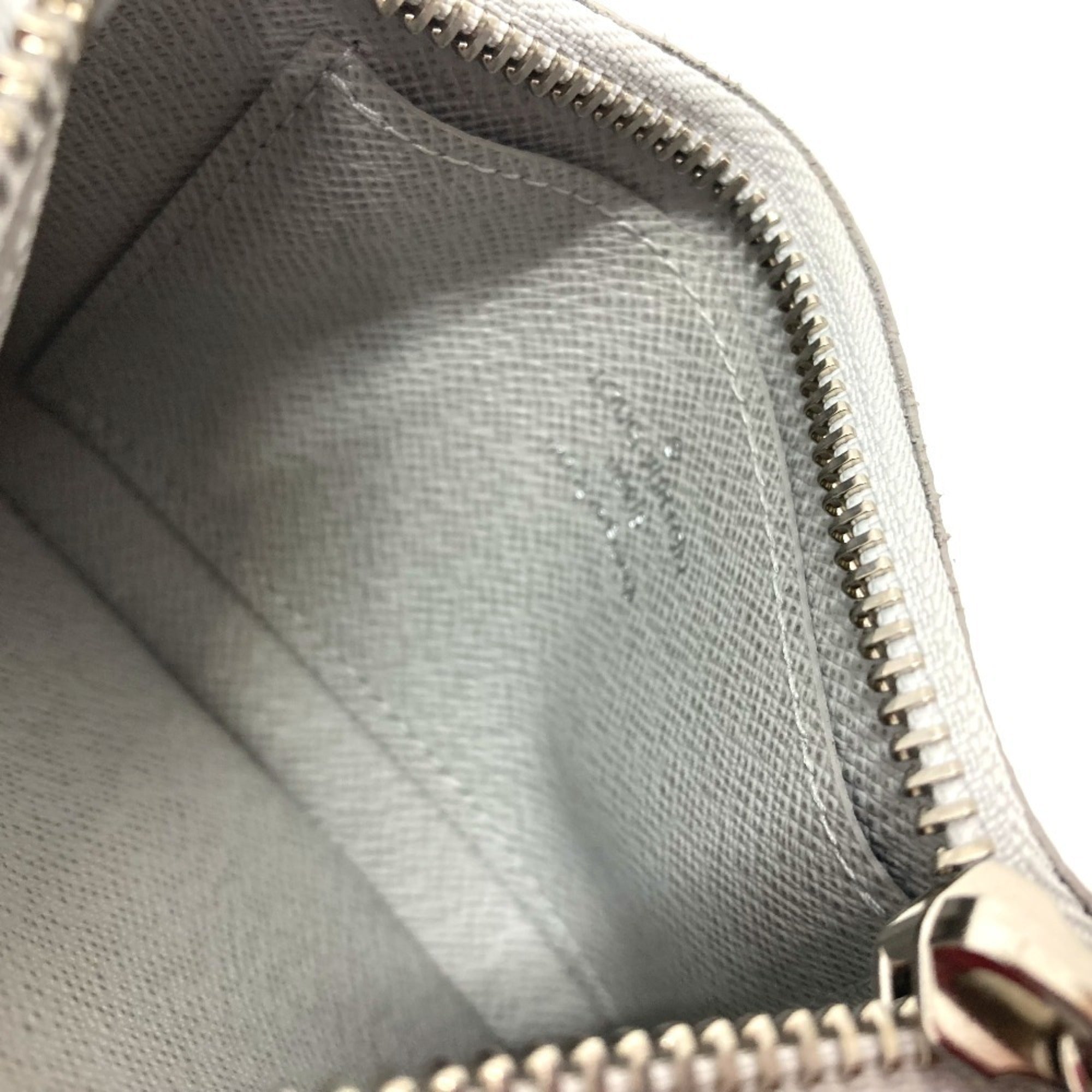 Louis Vuitton Monogram White Monogram Coin Purse/Coin Case (Pre-Owned)
