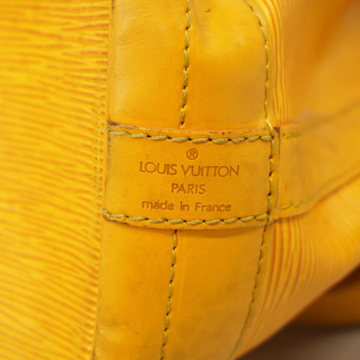 Louis Vuitton Jaune Shoulder Bag (Pre-Owned)
