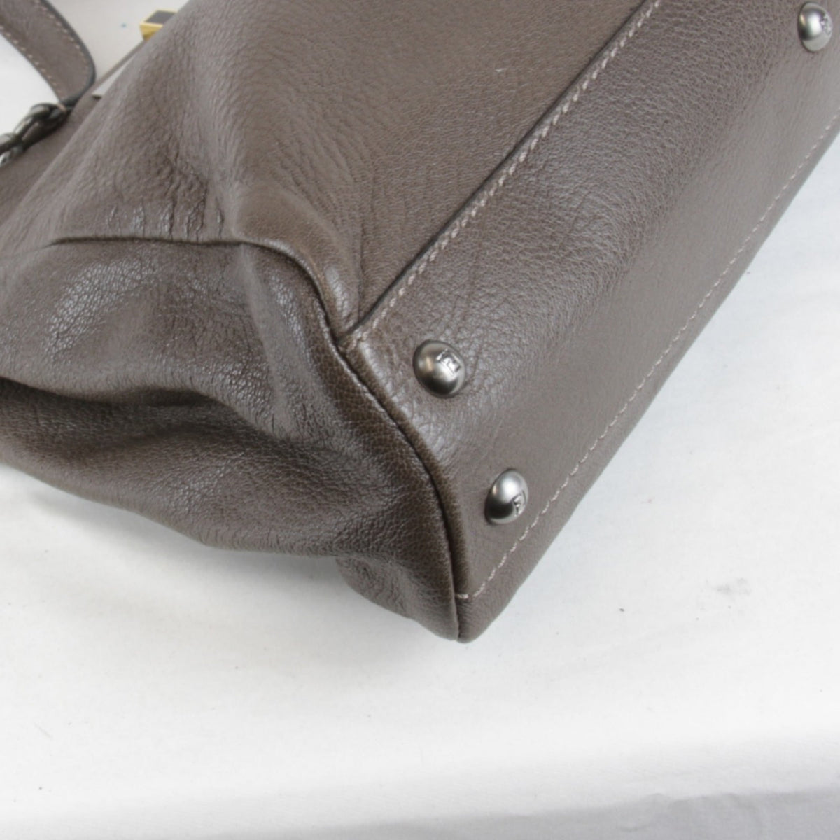 Fendi Brown Leather Handbag (Pre-Owned)