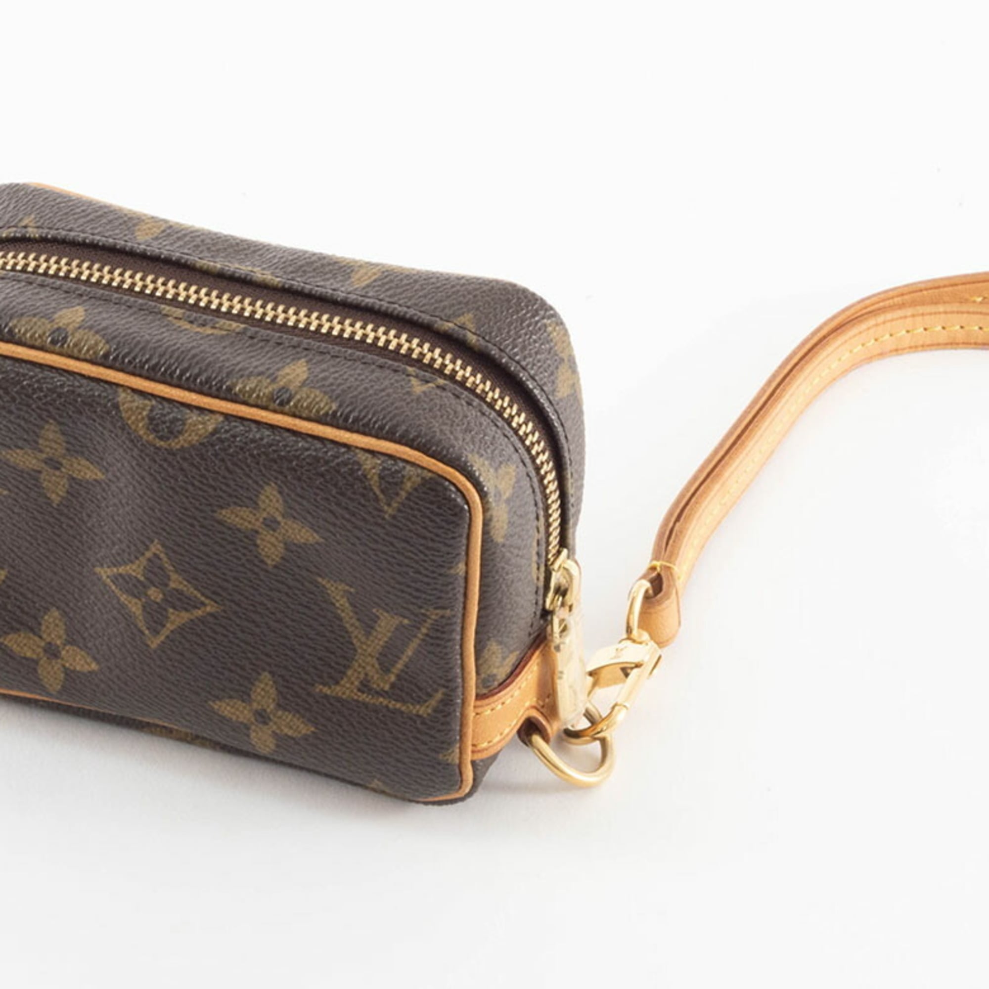 Louis Vuitton Brown Monogram Monogram Canvas Pouch (Pre-Owned)