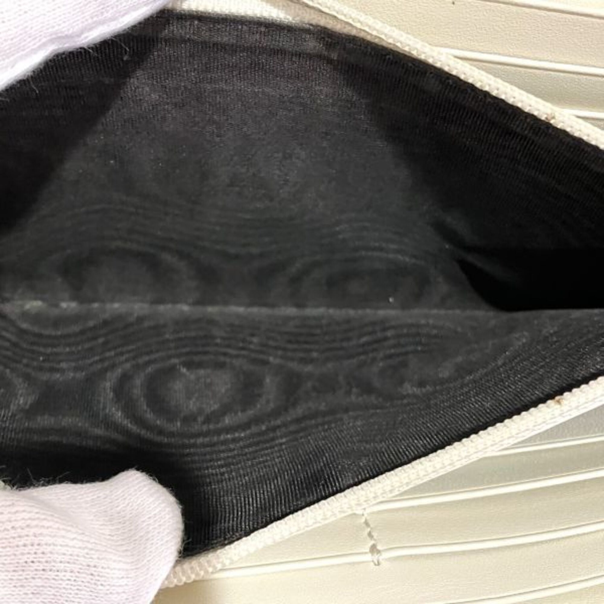 Gucci Ivory Canvas Leather Long Wallet (Bi-Fold) (Pre-Owned)