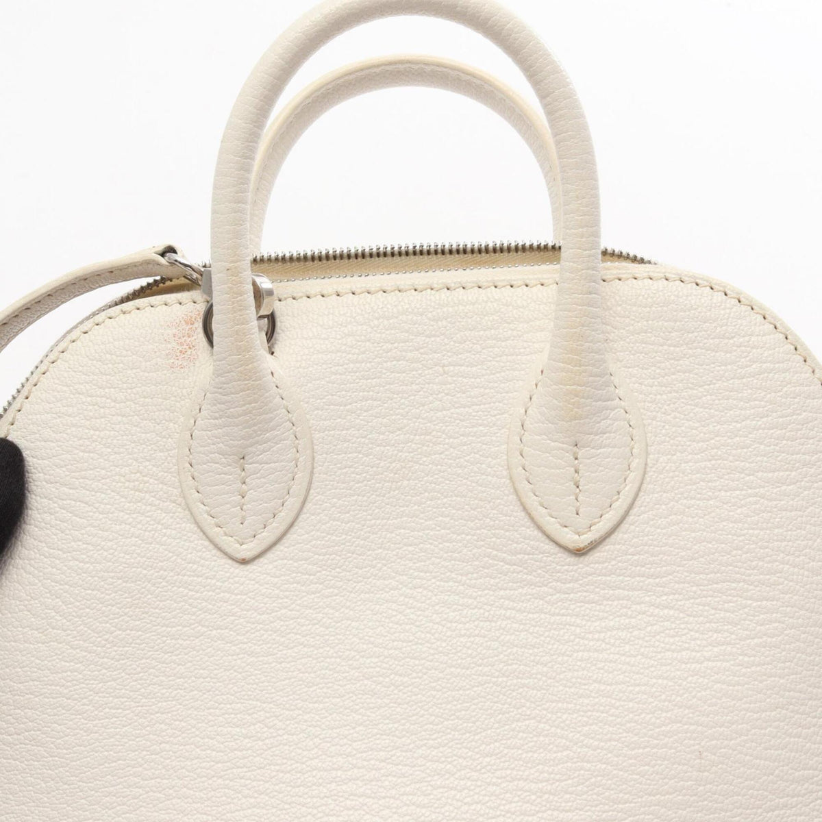 Hermes White Chevre Leather Handbag (Pre-Owned)