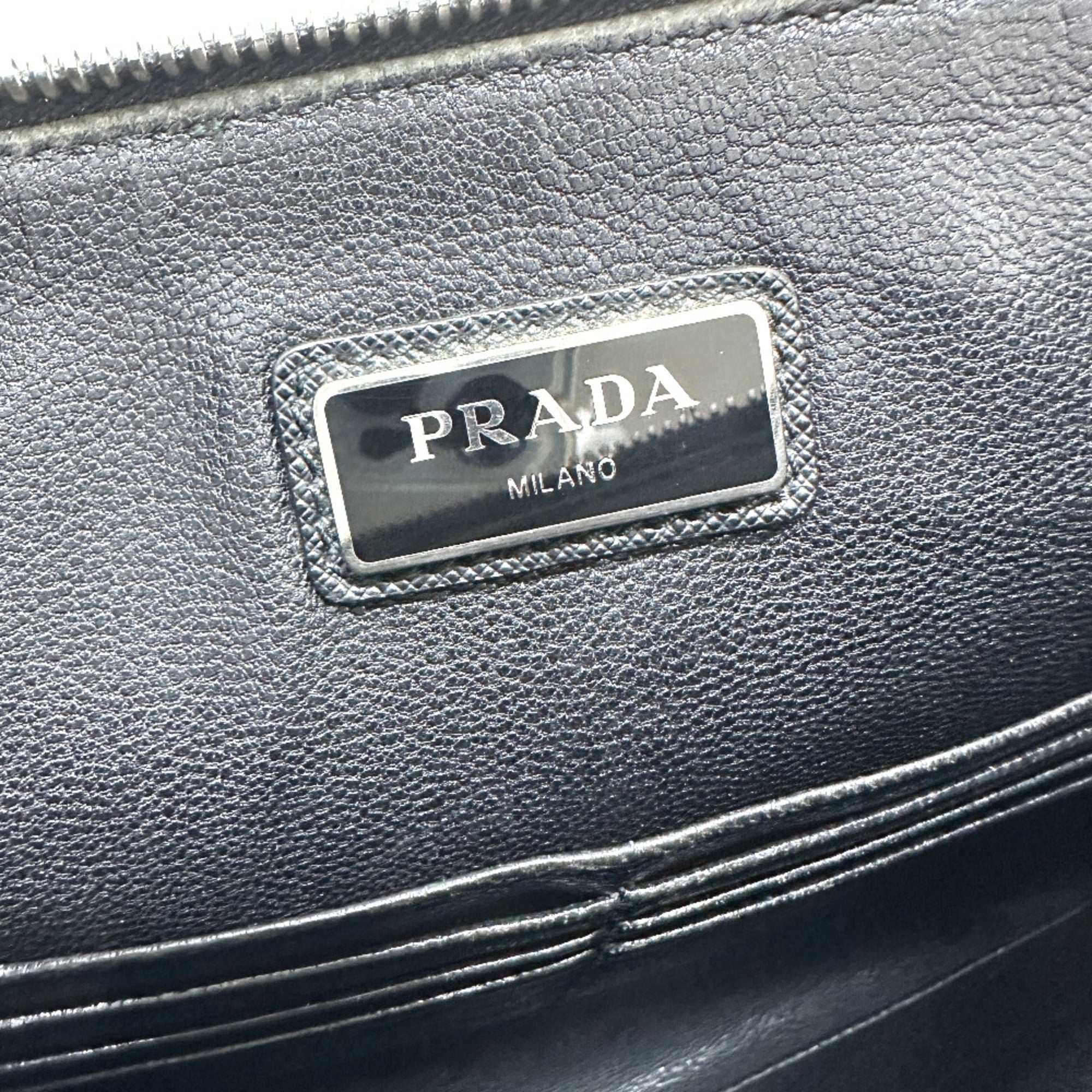 Prada Black Leather Clutch Bag (Pre-Owned)