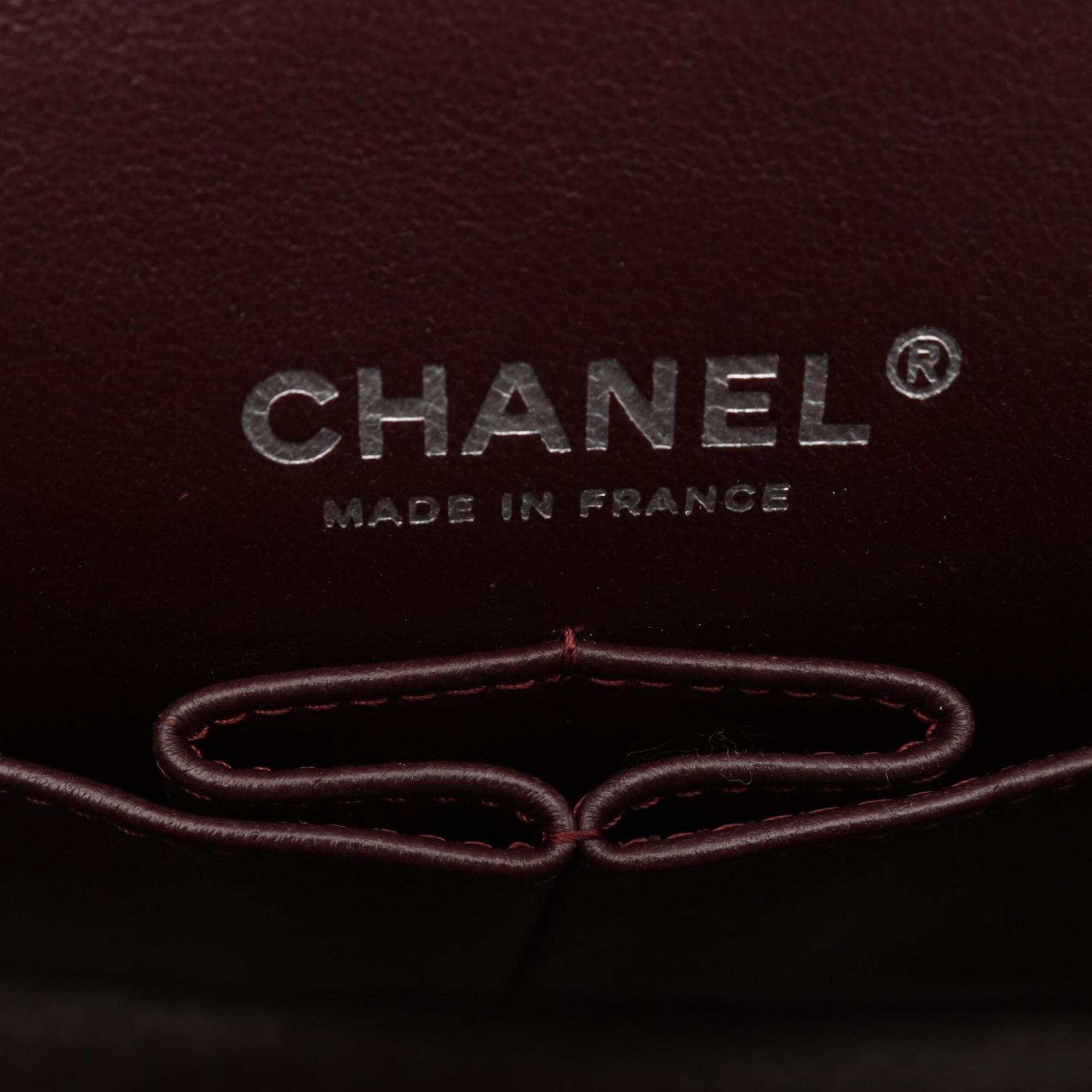 Chanel Black Grained Calfskin Handbag Shoulder Bag (Pre-Owned)