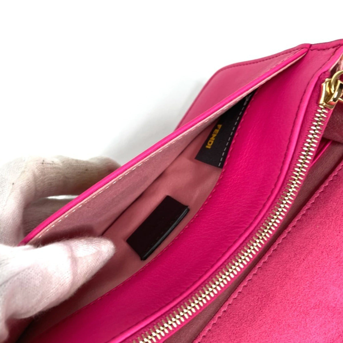 Fendi Pink Leather Chain/Shoulder Wallet (Pre-Owned)
